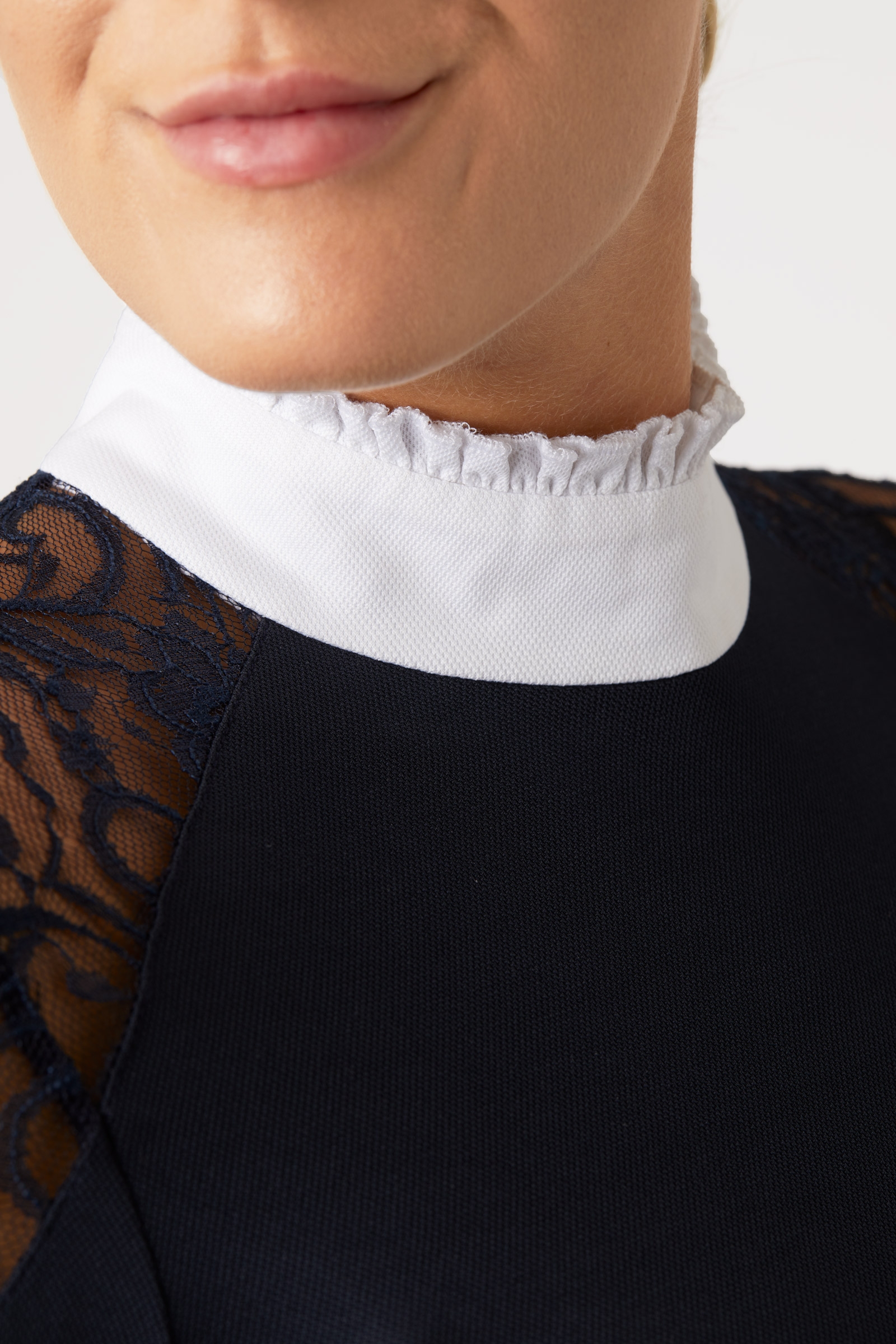 Horze Sylvia naisten pitk&auml;hihainen kilpailupaita pitsill&auml;