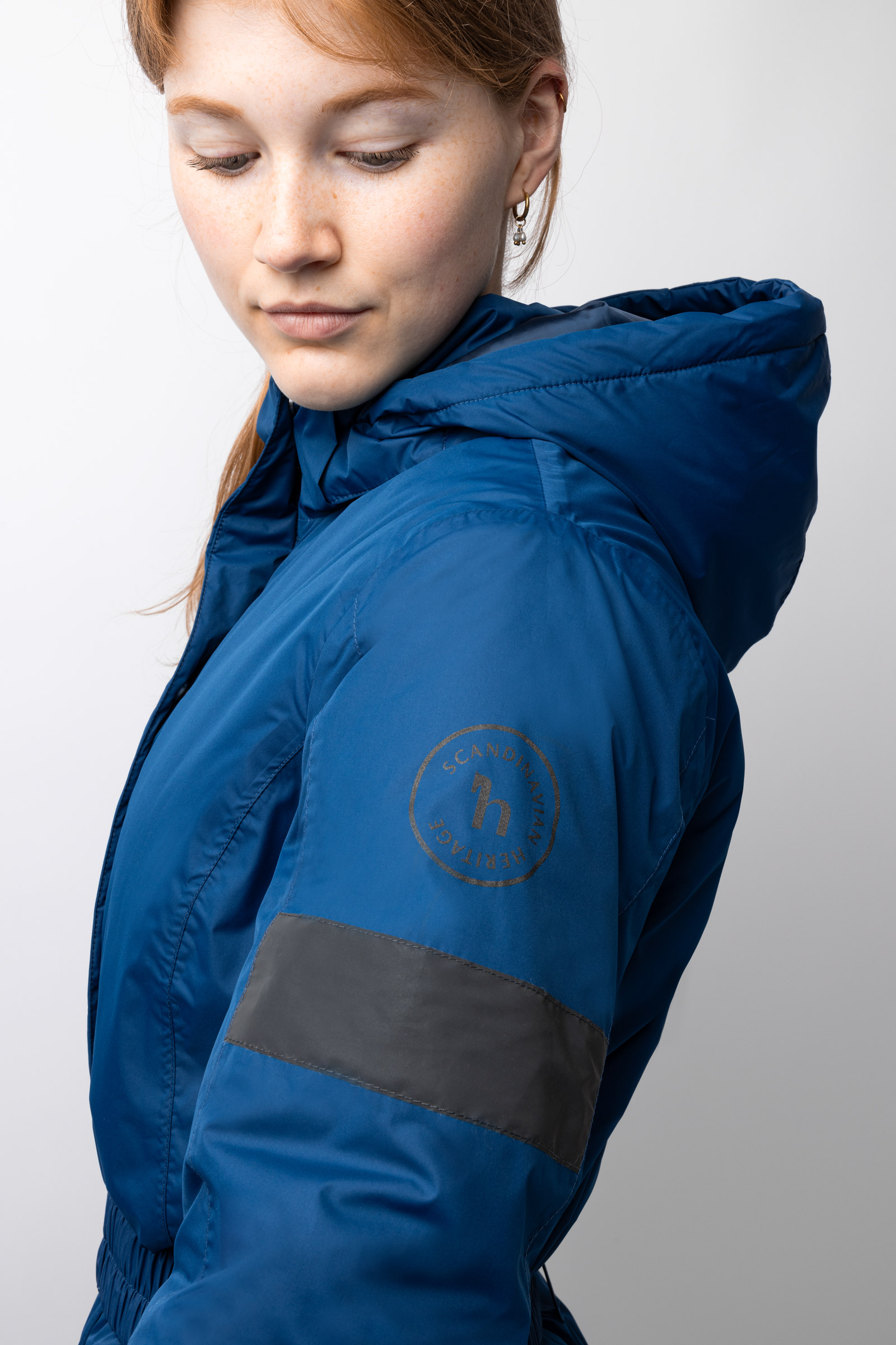 Horze Annica Naisten vedenpit&auml;v&auml; vuoritettu haalari