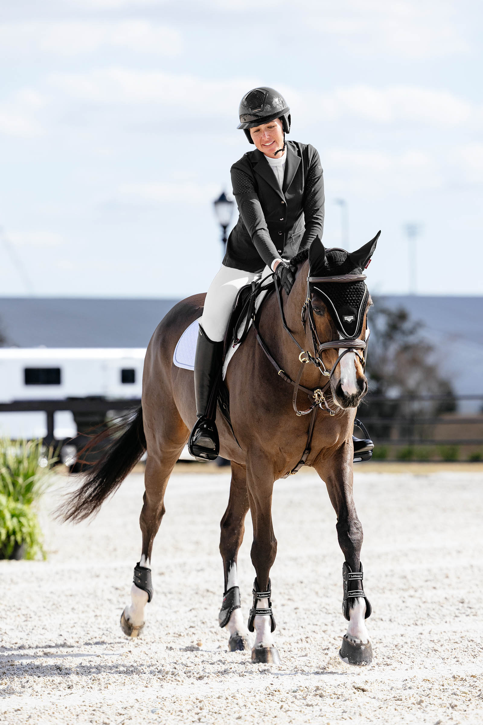 LeMieux Jessica naisten Mesh N&auml;yt&auml; takki