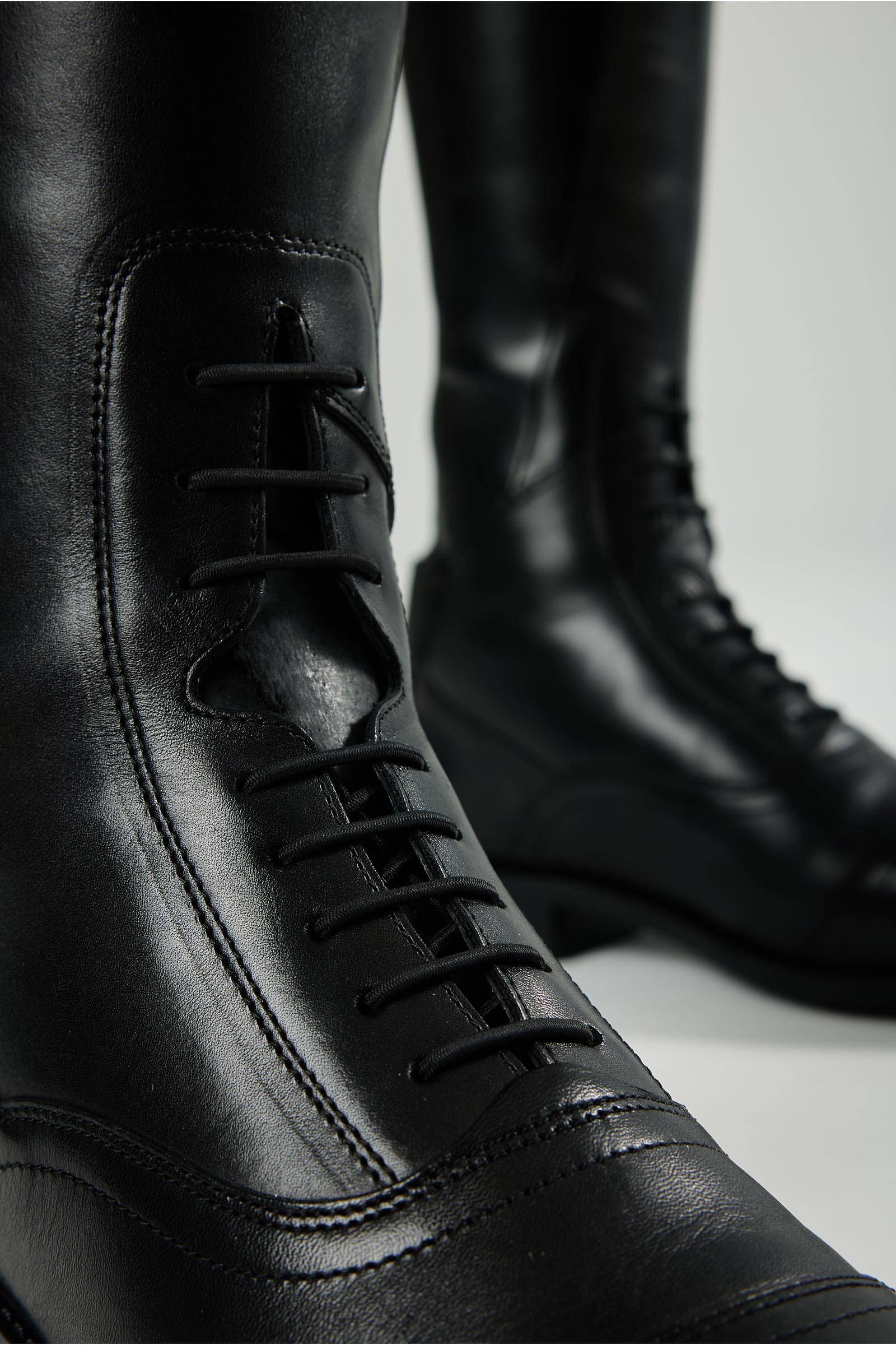 LeMieux ratsastussaappaat nauhoituksella, normaali varren pituus