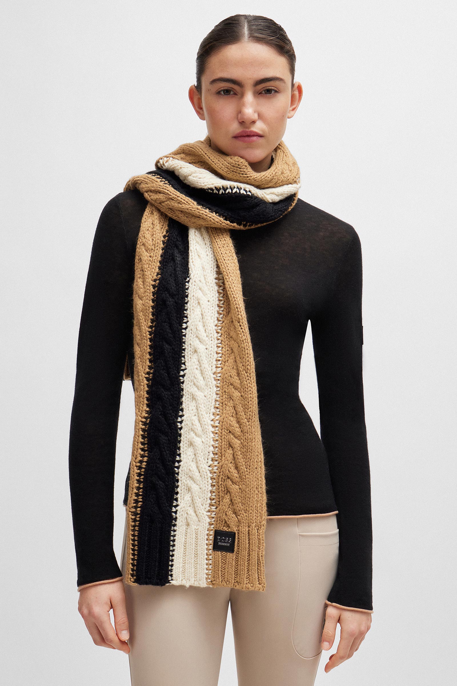 Boss huivi Signature