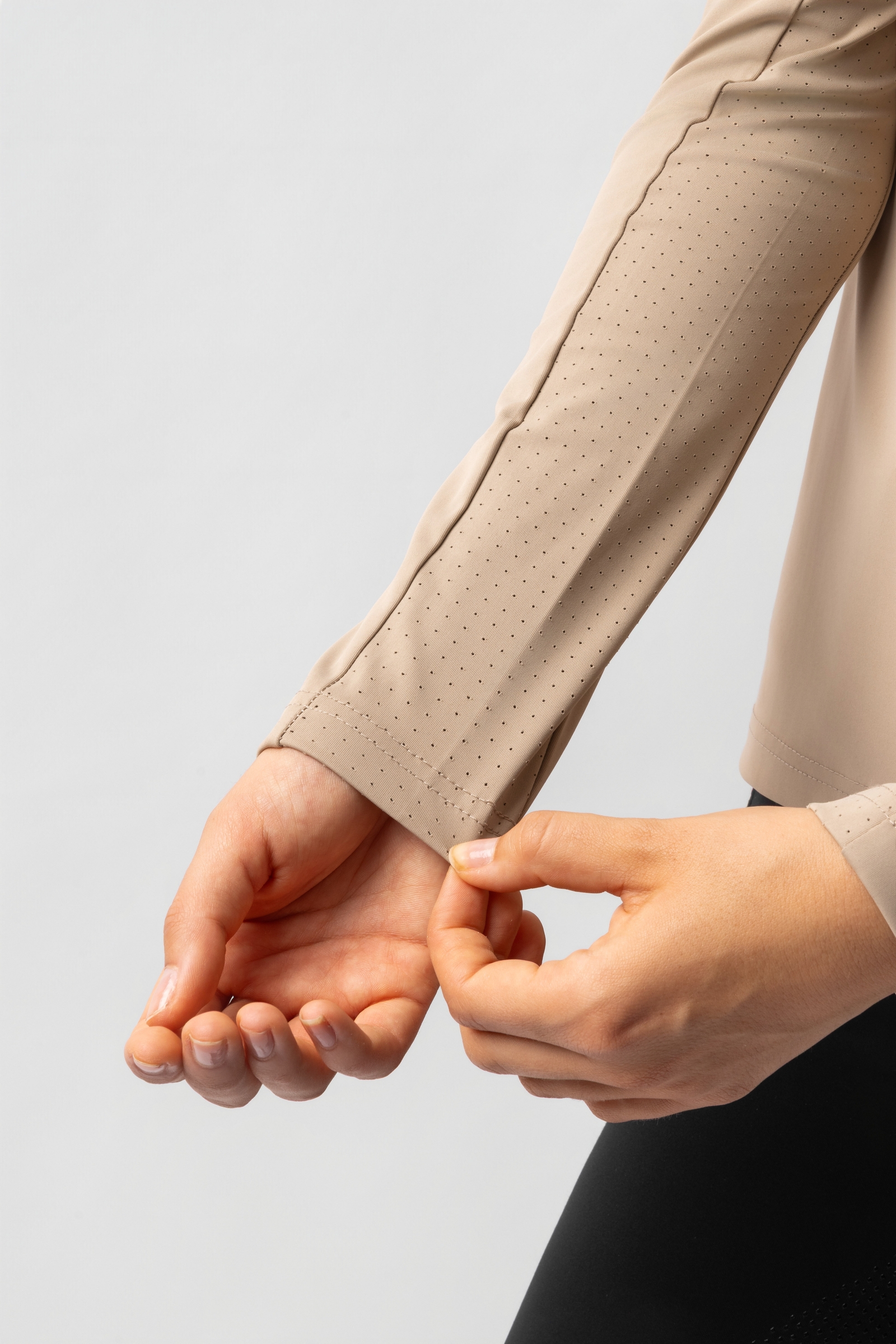 Horze Lilian Naisten treenipaita pitk&auml;ll&auml; hihalla