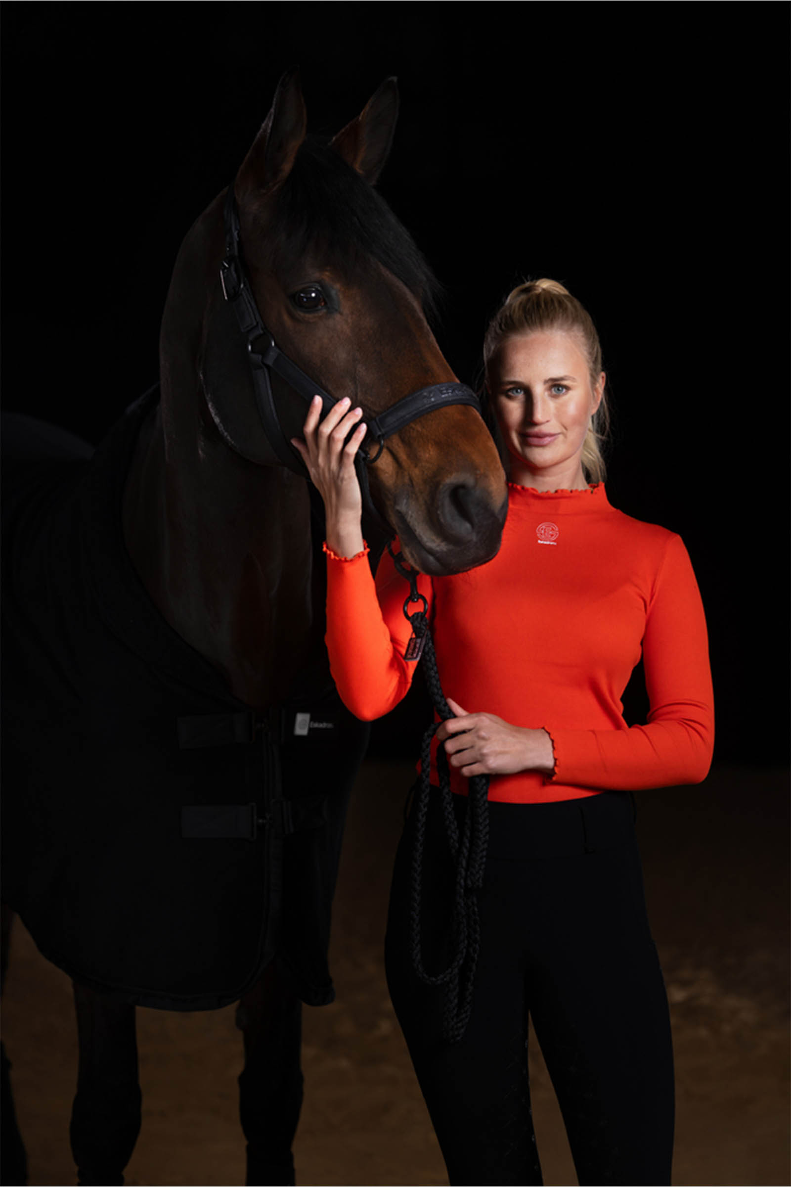 Eskadron Dynamics AW25 kimaltava riimu kaksoissoljella