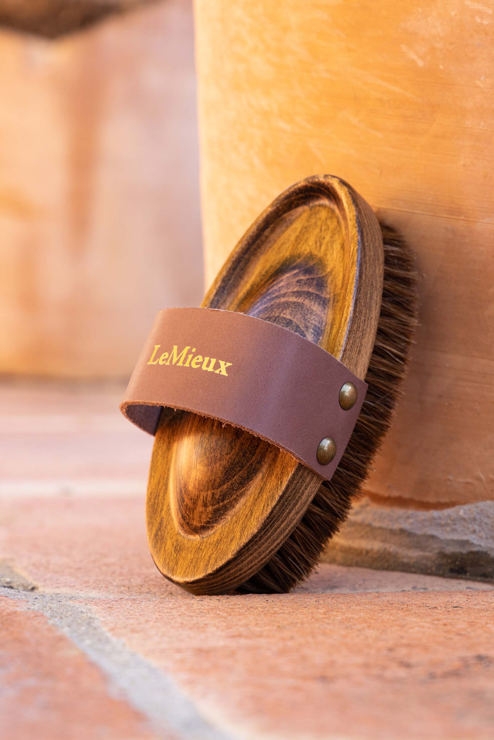 LeMieux Artisan pehme&auml; t&auml;plik&auml;s sivellin