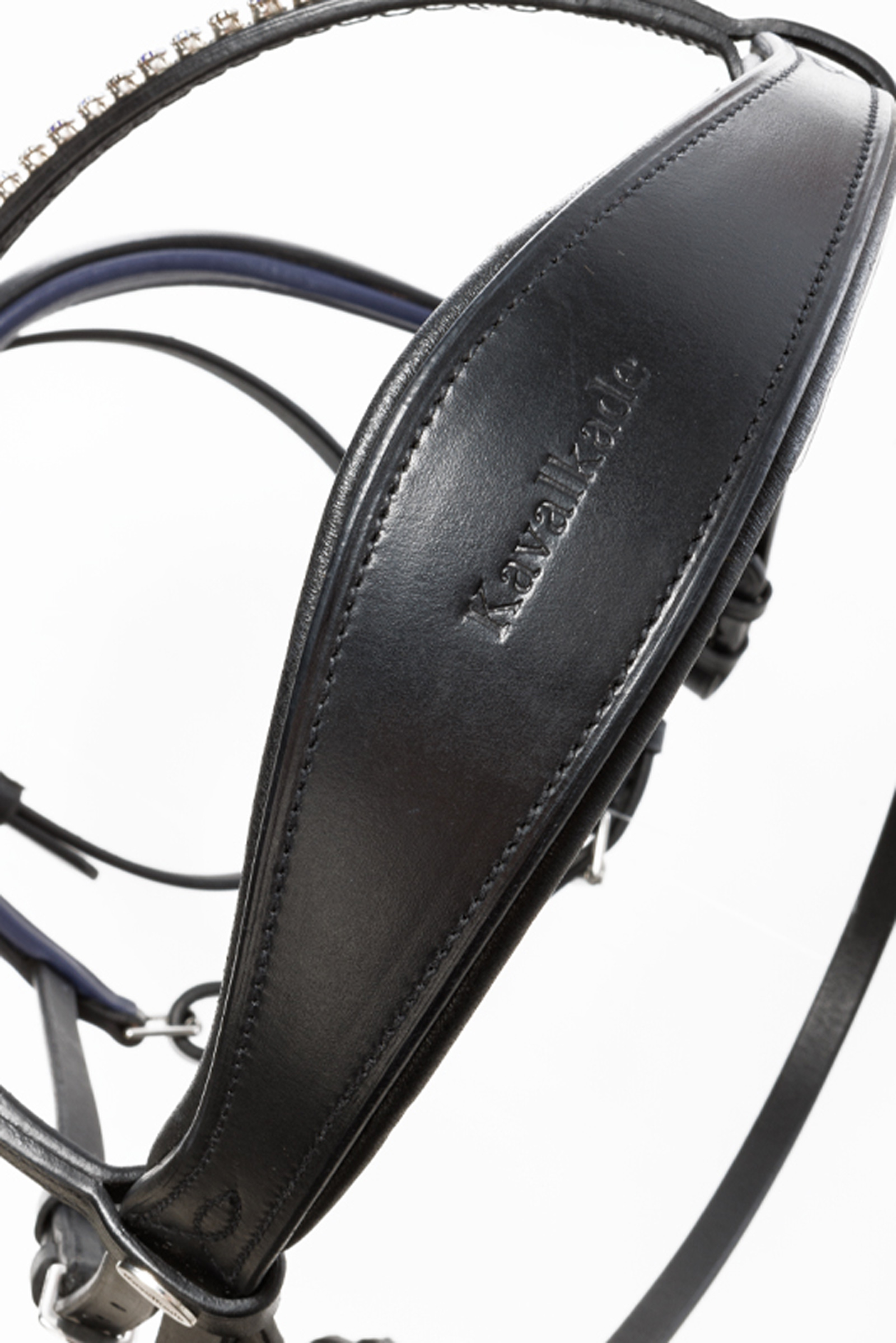 Kavalkade suitset Ocean crank turparemmillä ja leukahihnalla