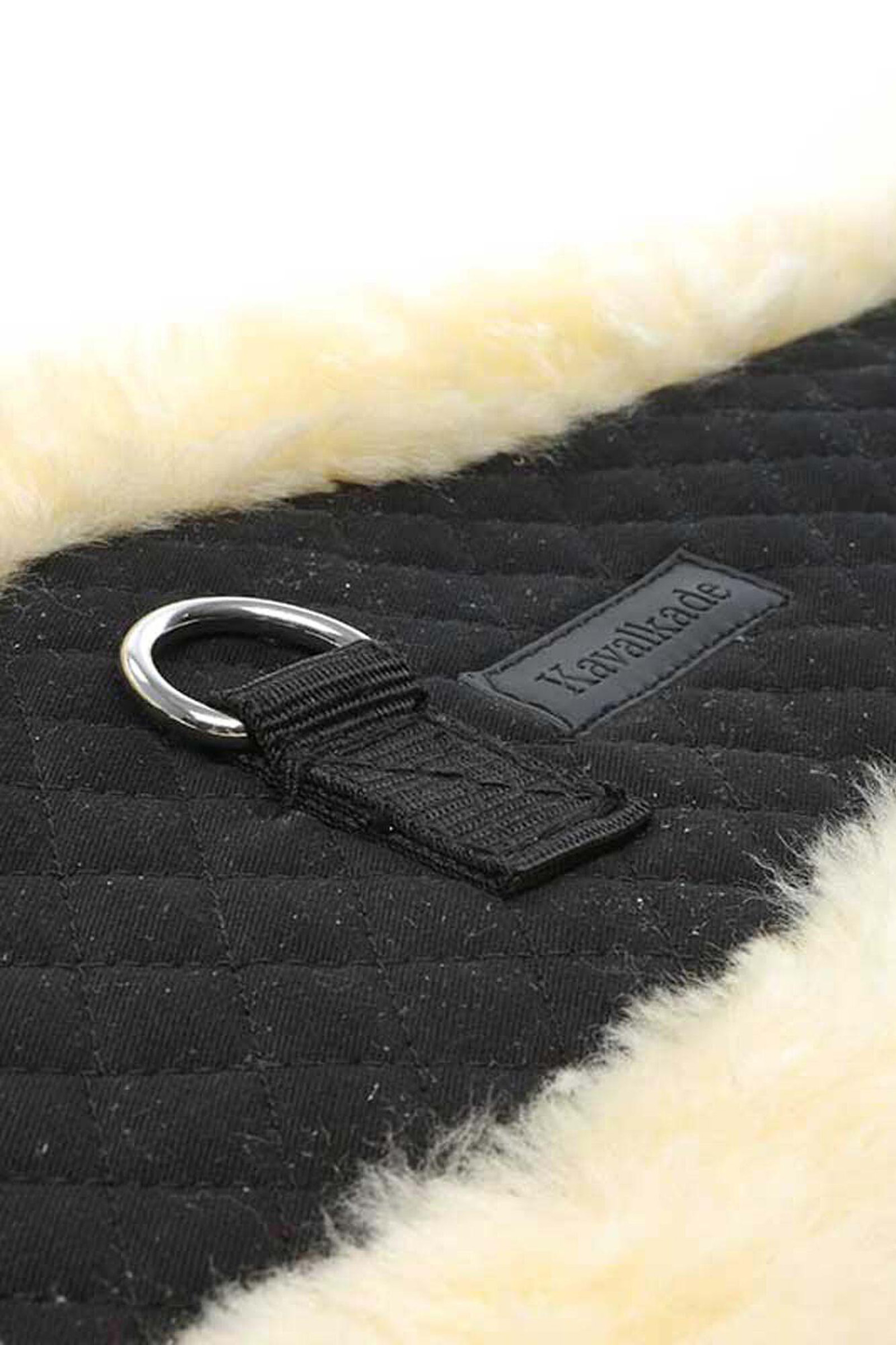 Kavalkade Comfort satulavyö lampaankarvalla, lyhyt