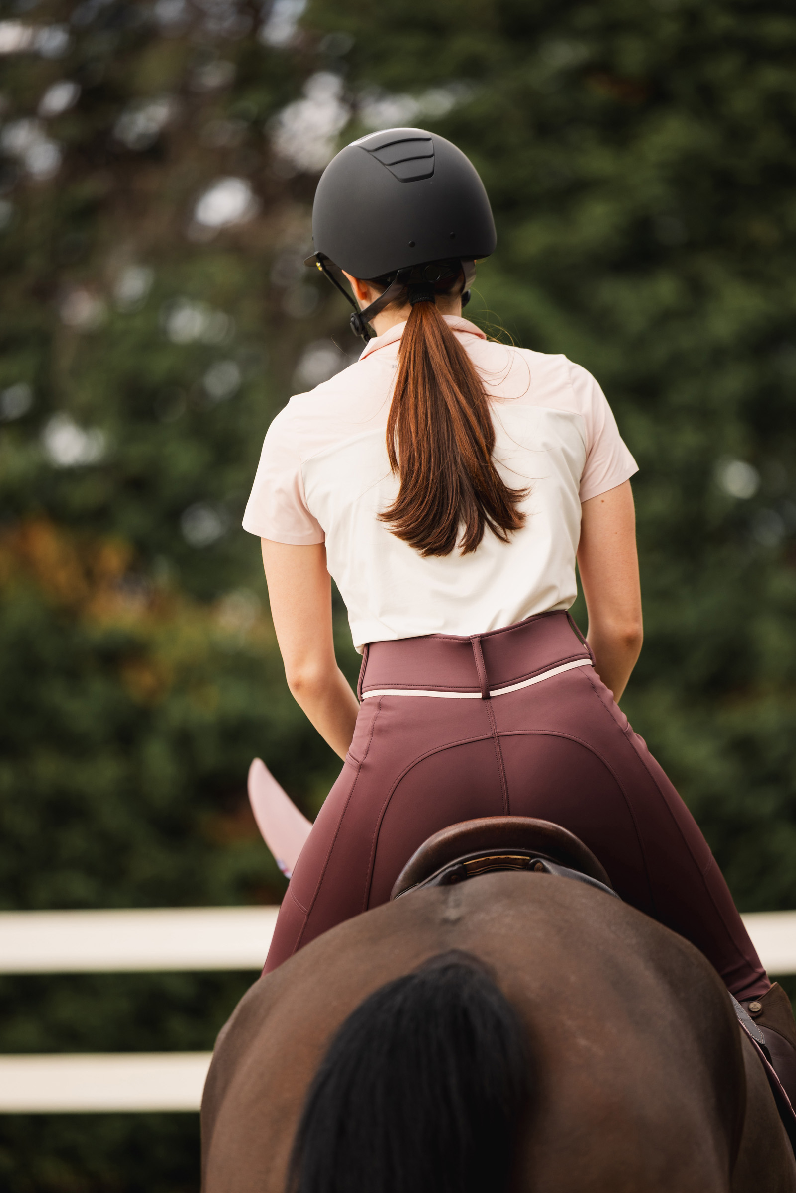 B Vertigo Elea naisten ratsastushousut polvipaikoilla