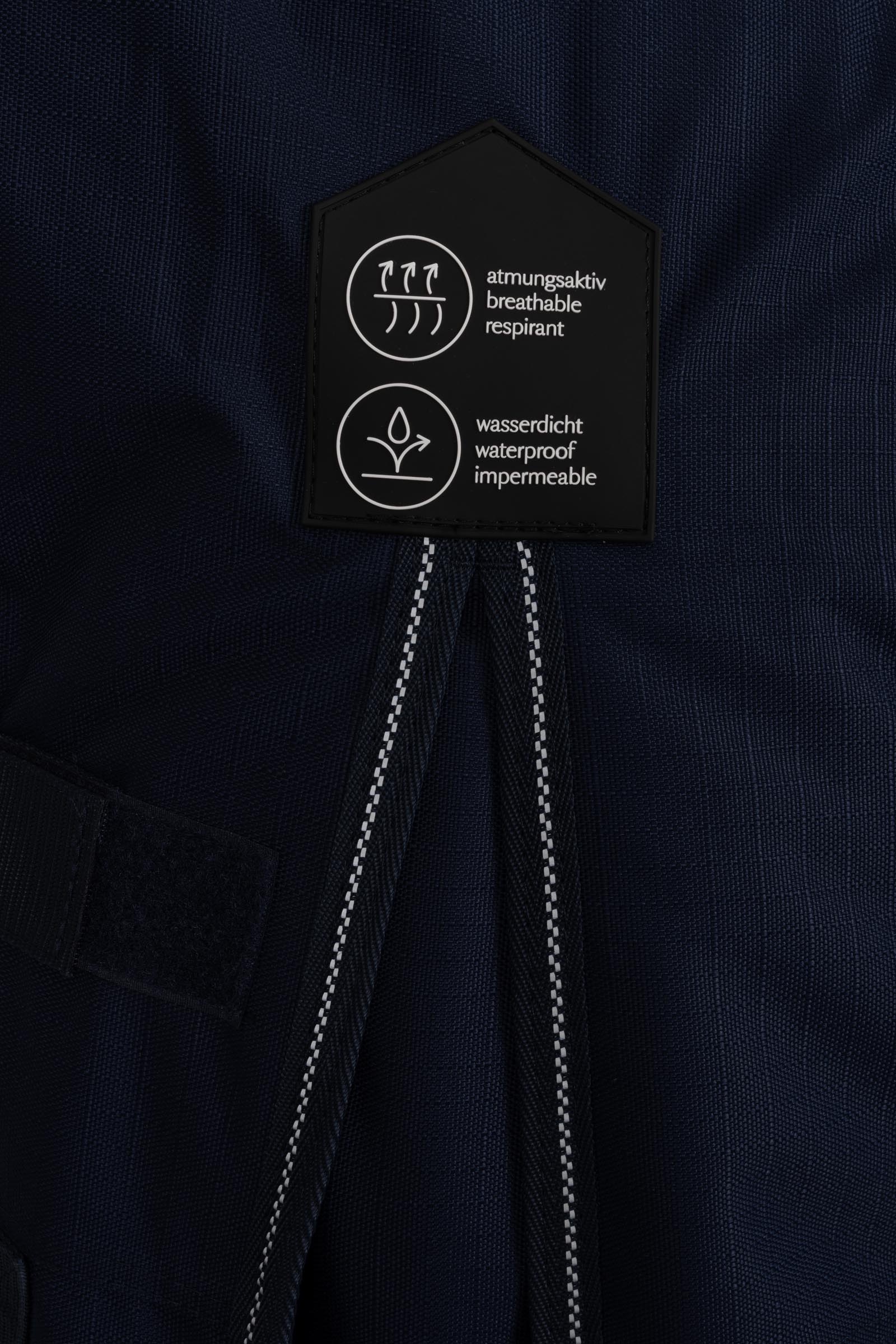 Horze Avalanche 1200 denierin keskipaksu ulkoloimi 150 g, korkealla kaulaosalla