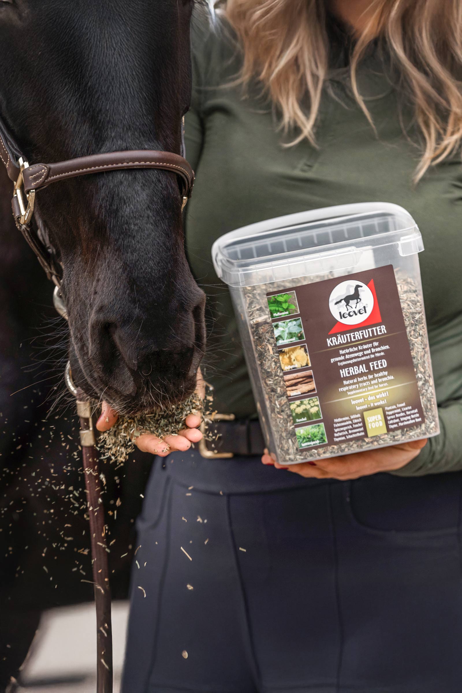 Leovet Herbal yrttirehu