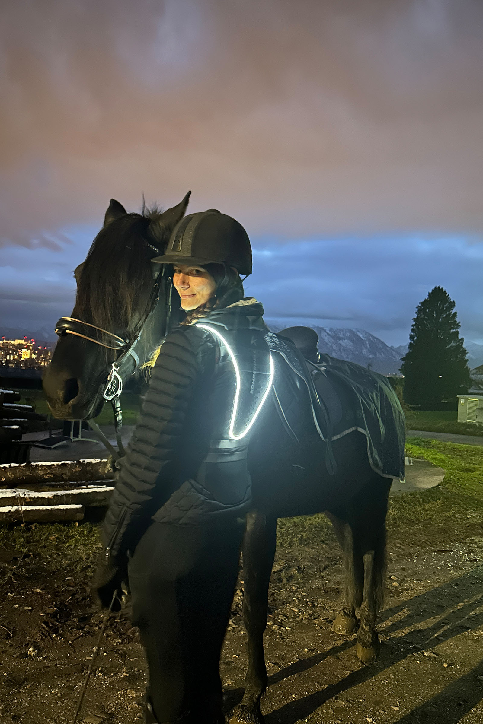 Komperdell Ballistic High Visibility FlexFit selk&auml;suoja, k&auml;&auml;nnett&auml;v&auml;