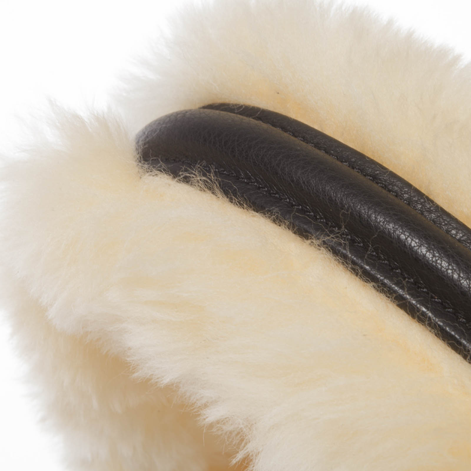 Kavalkade Marvellous nahkariimu lampaankarvalla