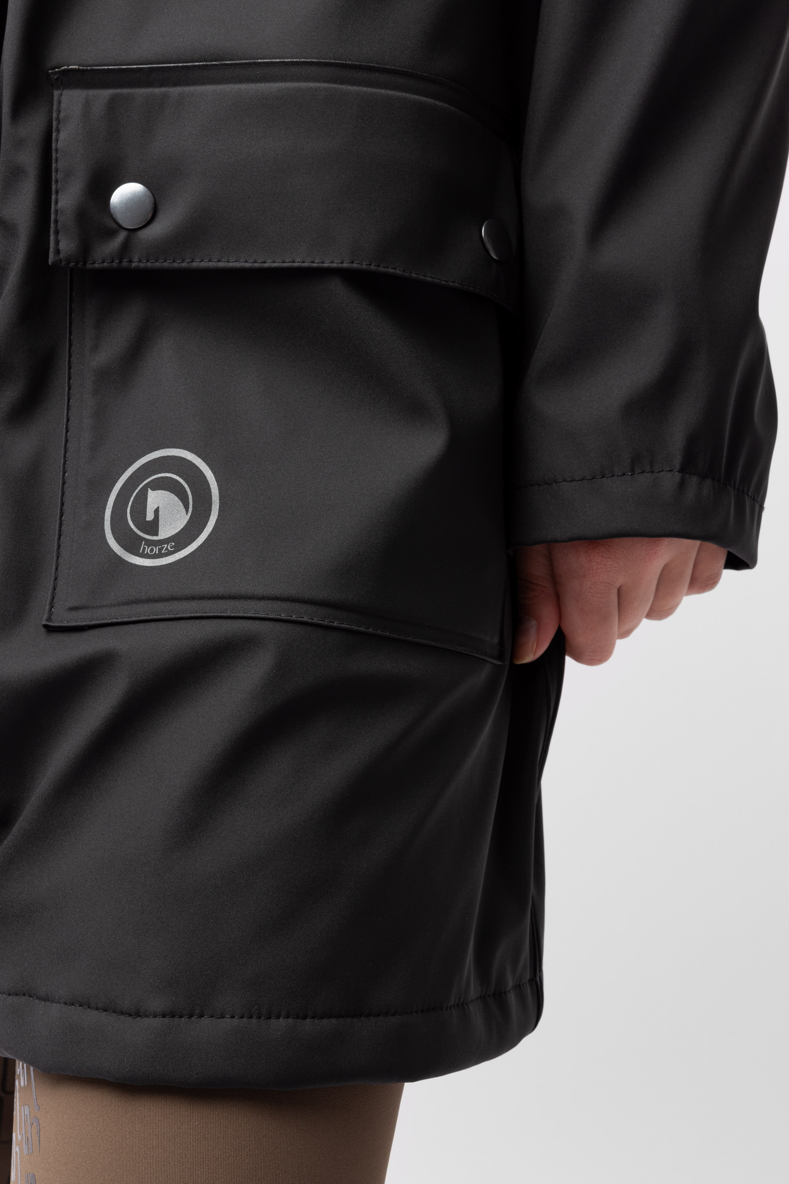 Horze Elise sadetakki toppavuorella