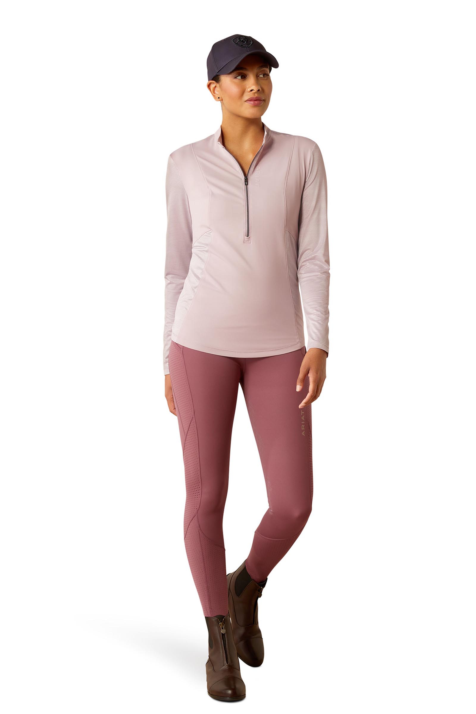 Ariat Breathe naisten pitk&auml;hihainen toiminnallinen paita, jossa 1/4 vetoketju