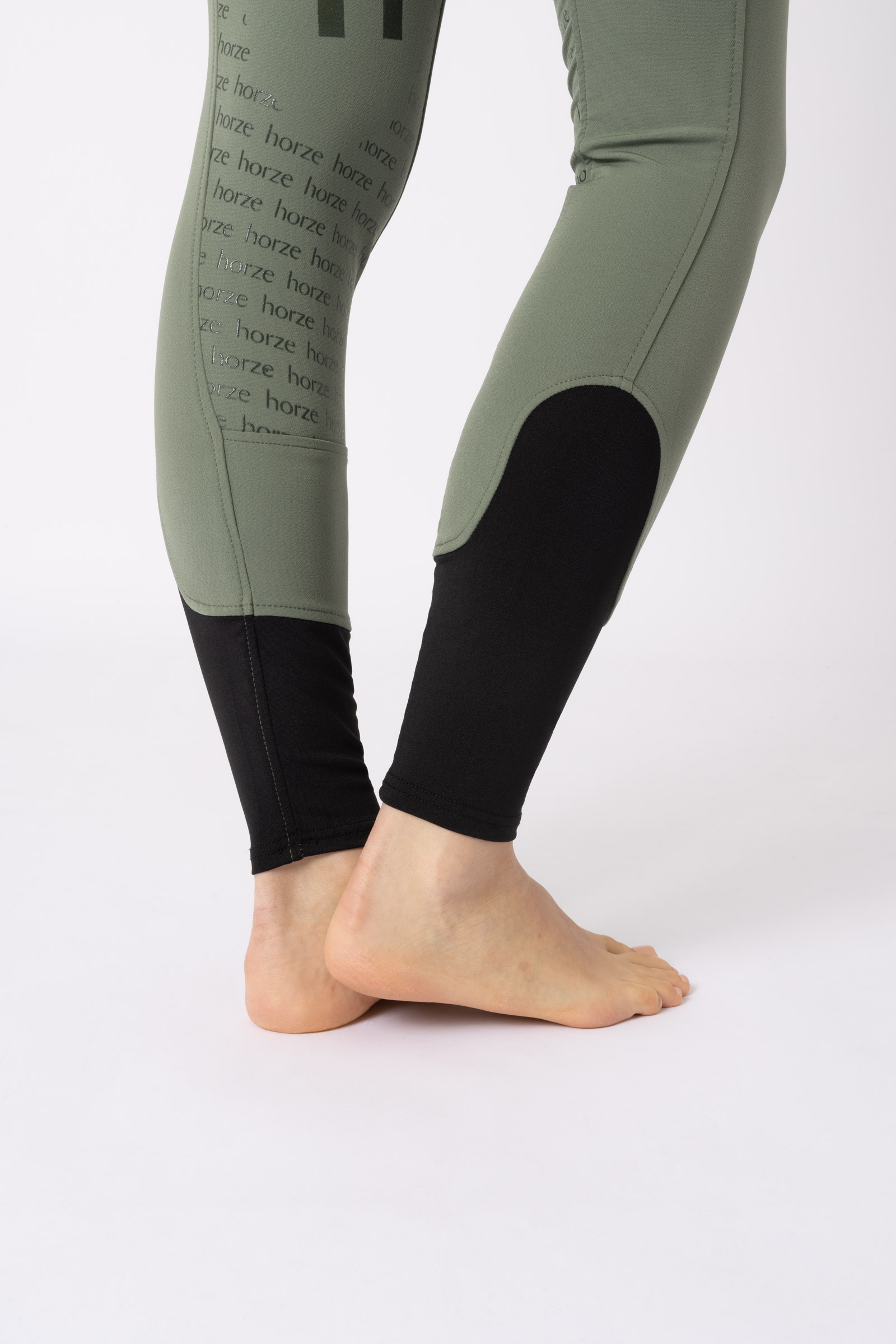 Naisten ratsastushousut silikonisilla kokopaikoilla ja korkealla vyötäröllä