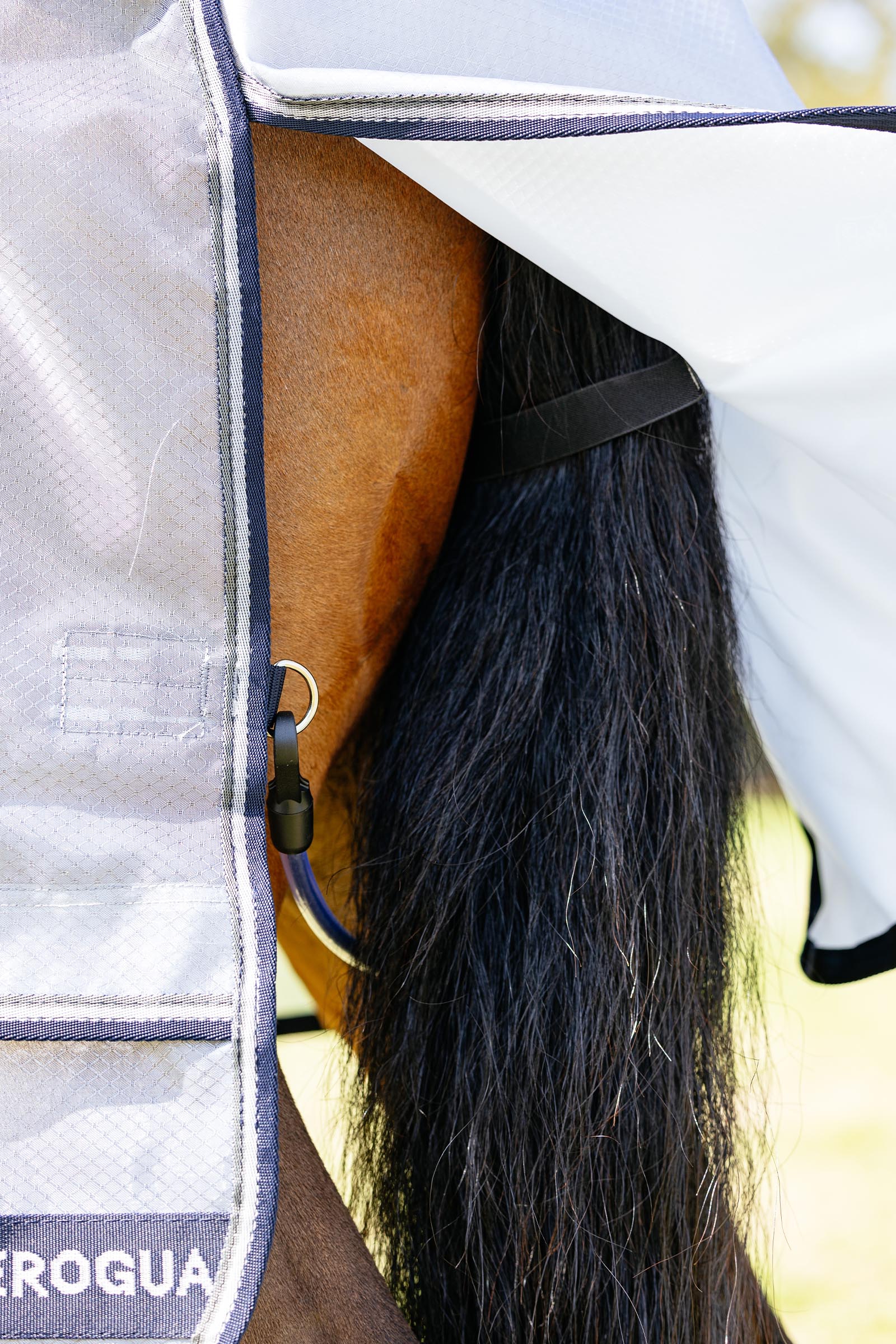 LeMieux Kudos AeroGuard k&auml;rp&auml;sloimi irrotettavalla kaulakappaleella