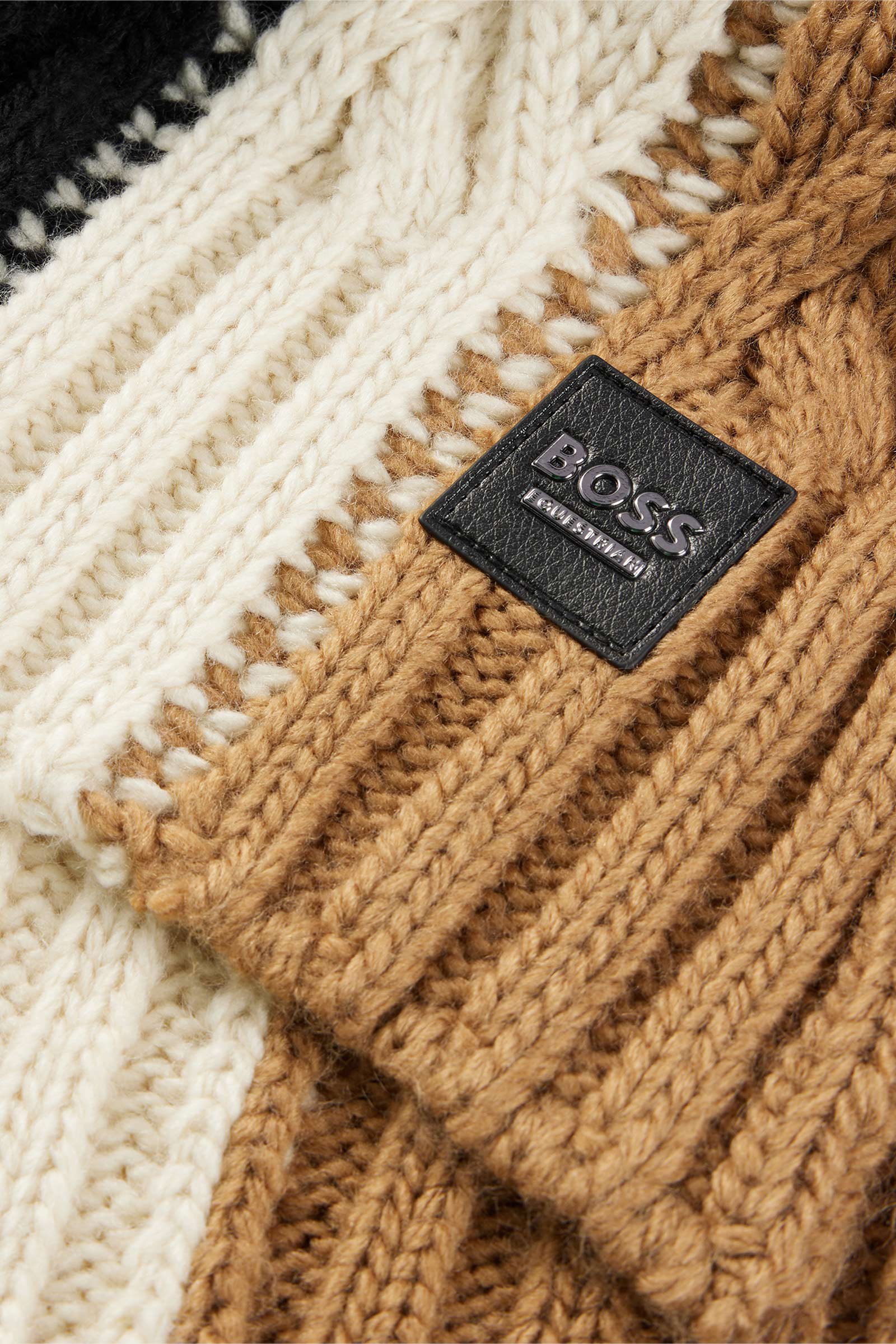 Boss huivi Signature