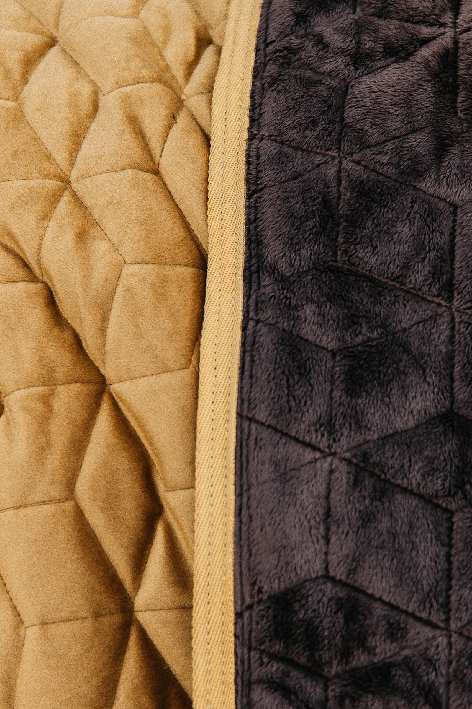 Kentucky Velvet Pony kilpailuloimi, 160 g