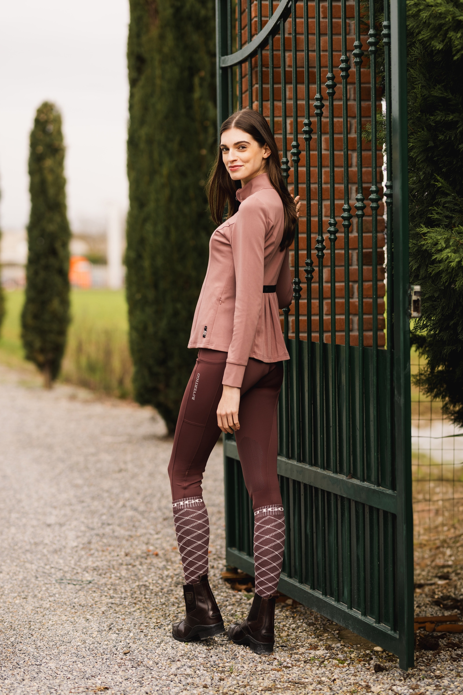 B Vertigo Elea naisten ratsastushousut polvipaikoilla