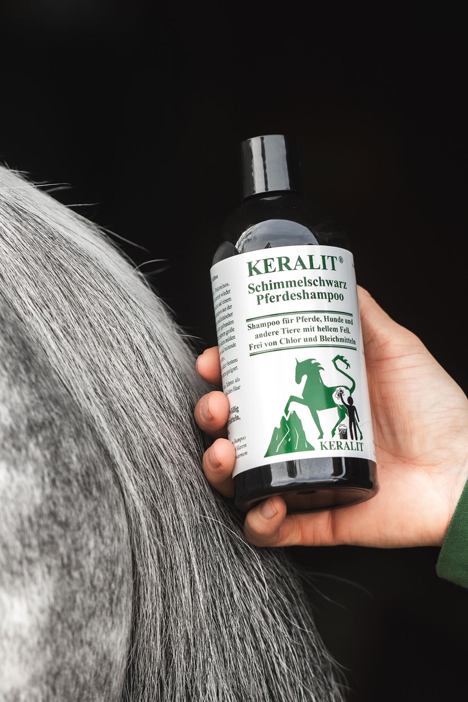 Keralit eläimille tarkoitettu shampoo-konsentraatti valkoiselle ja harmaalle turkille, 500 ml