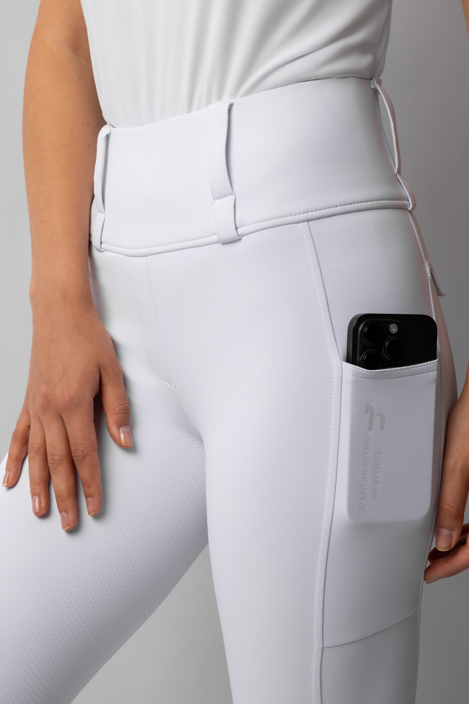 Horze Anya naisten kokopaikkaiset ratsastusleggingsit silikonigripill&auml; UPF 50+