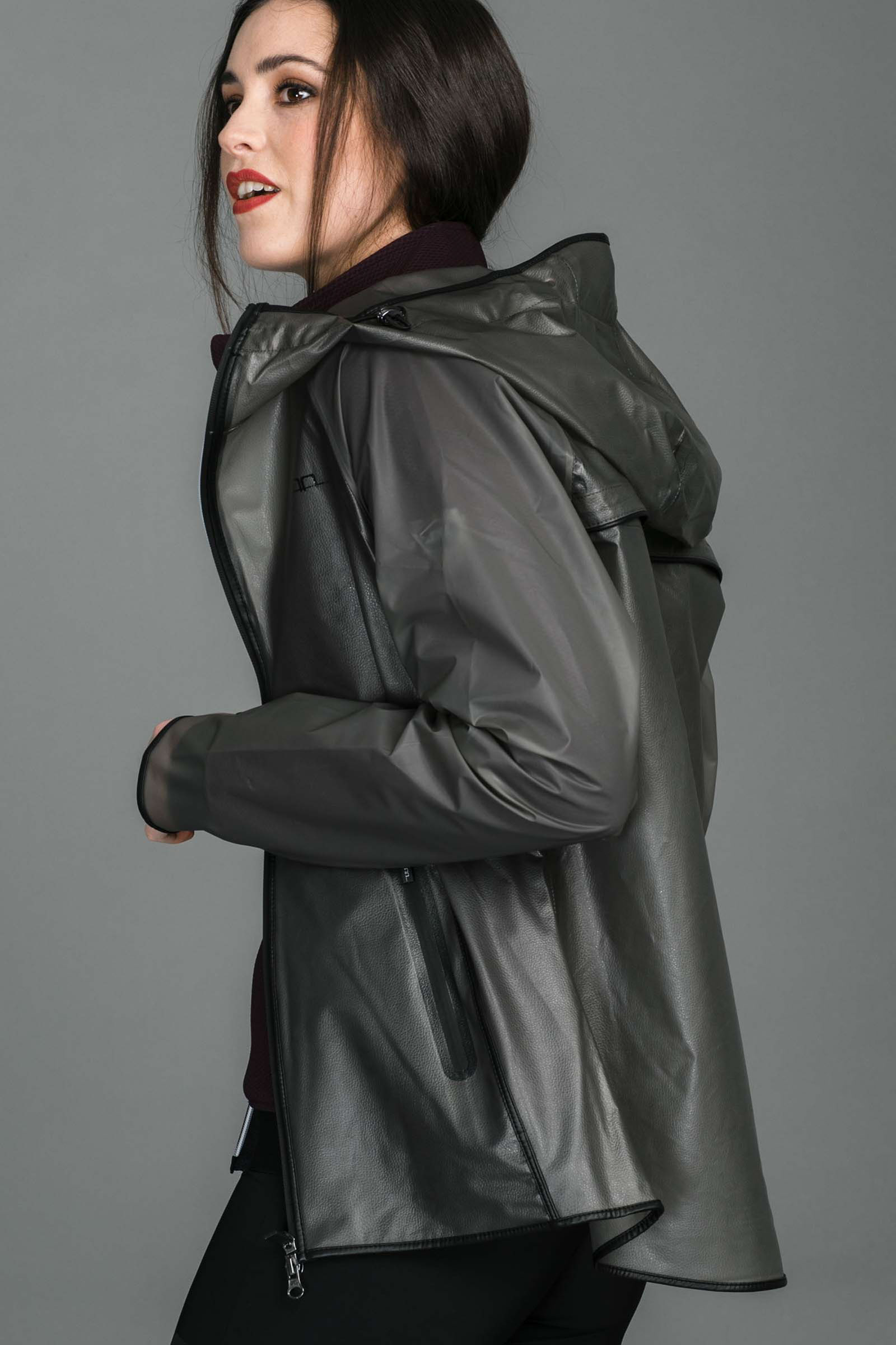 AA Clear naisten sadetakki