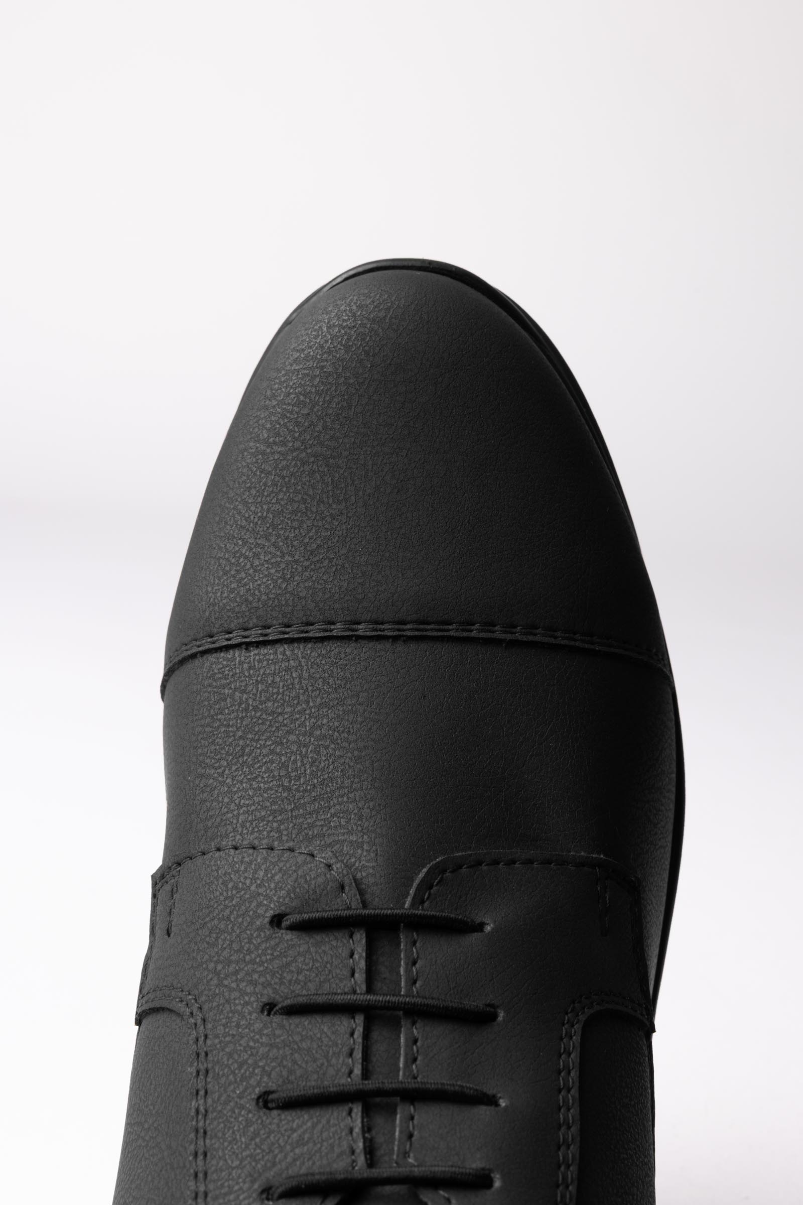 Horze Sheffield korkeavartiset saappaat vegaaninahasta