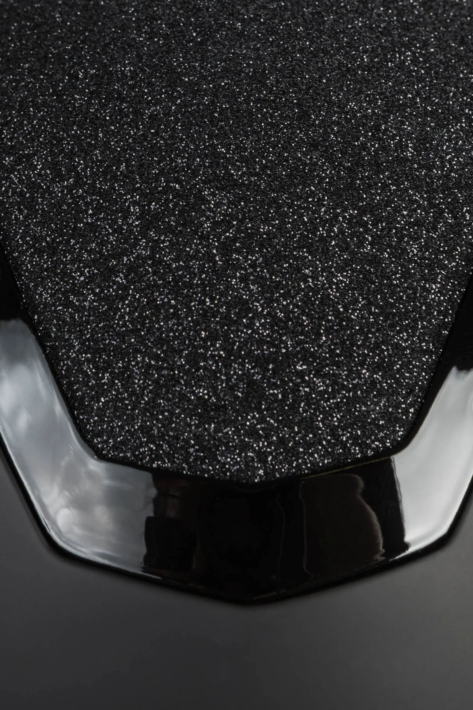 Back on Track Caracas ratsastuskypärä sileällä yläosalla