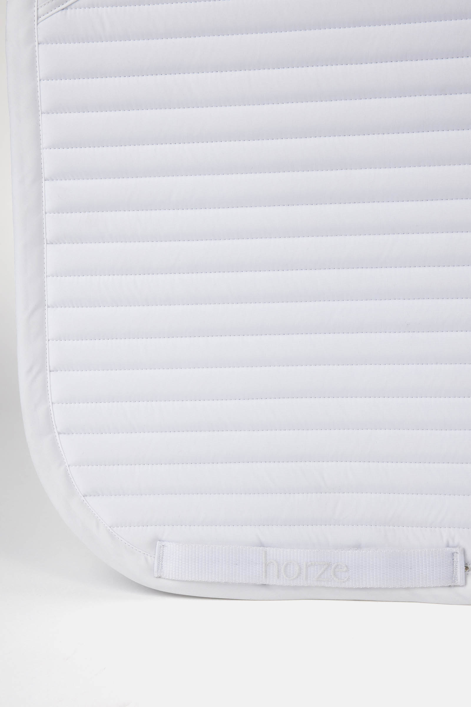 Horze Symphony koulusatulan alusta