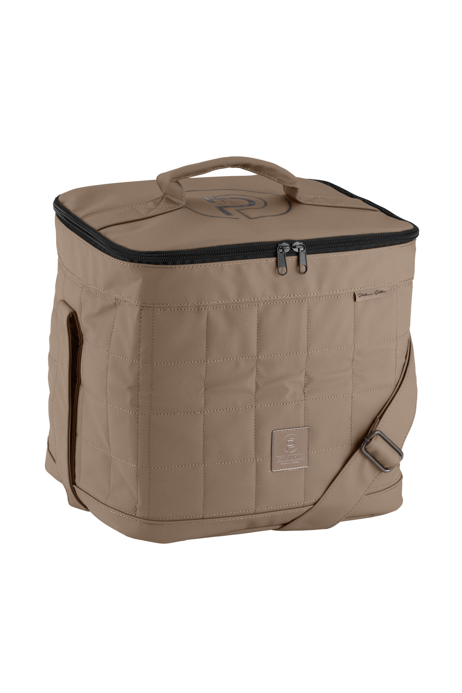 Eskadron Platinum 25 asustelaukku keinonahasta