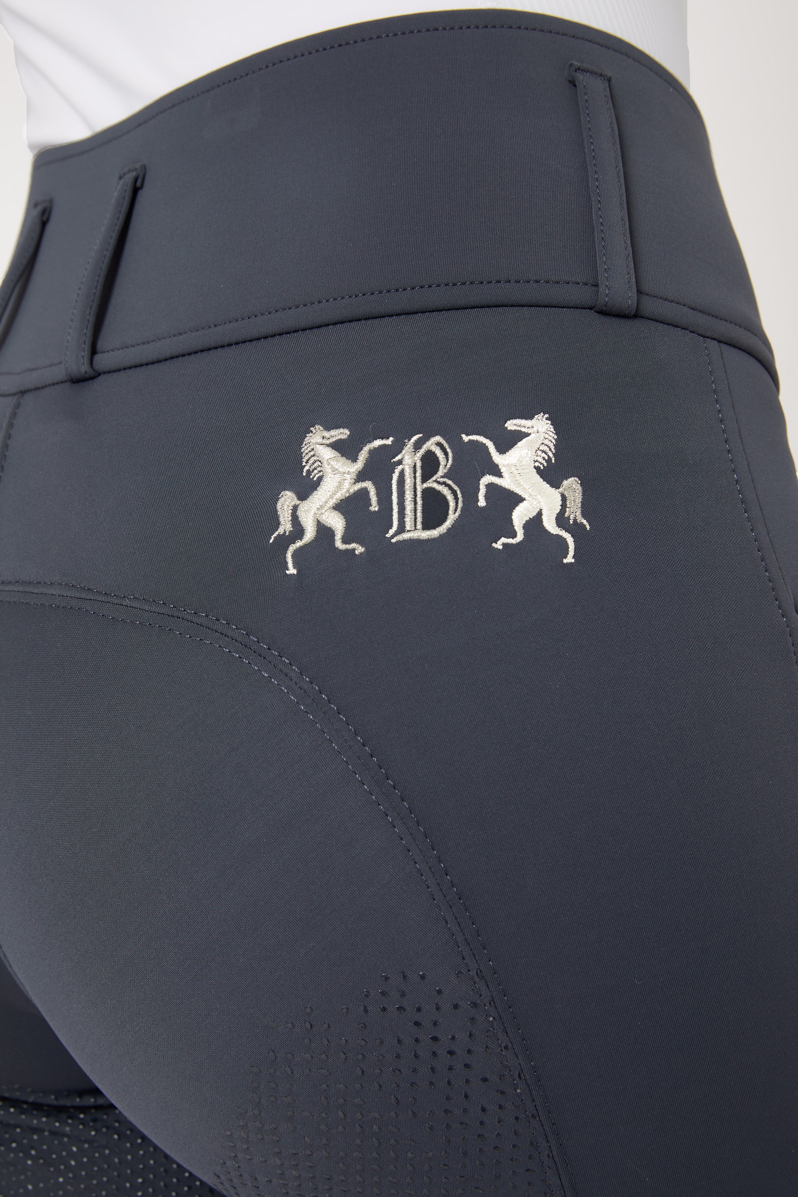 B Vertigo Meghan naisten korkeavy&ouml;t&auml;r&ouml;iset kokopaikkaiset ratsastushousut UPF 50+