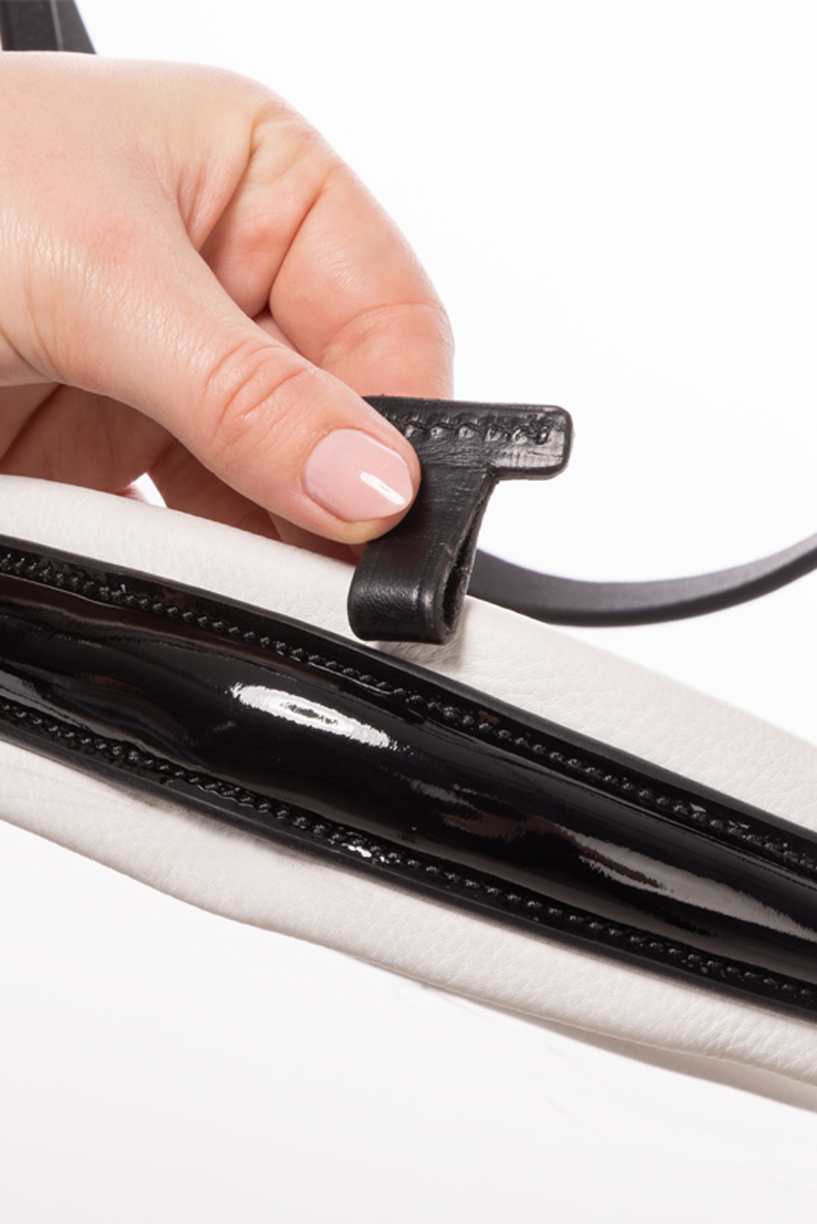 Kavalkade Zora Krank Kuolaimet