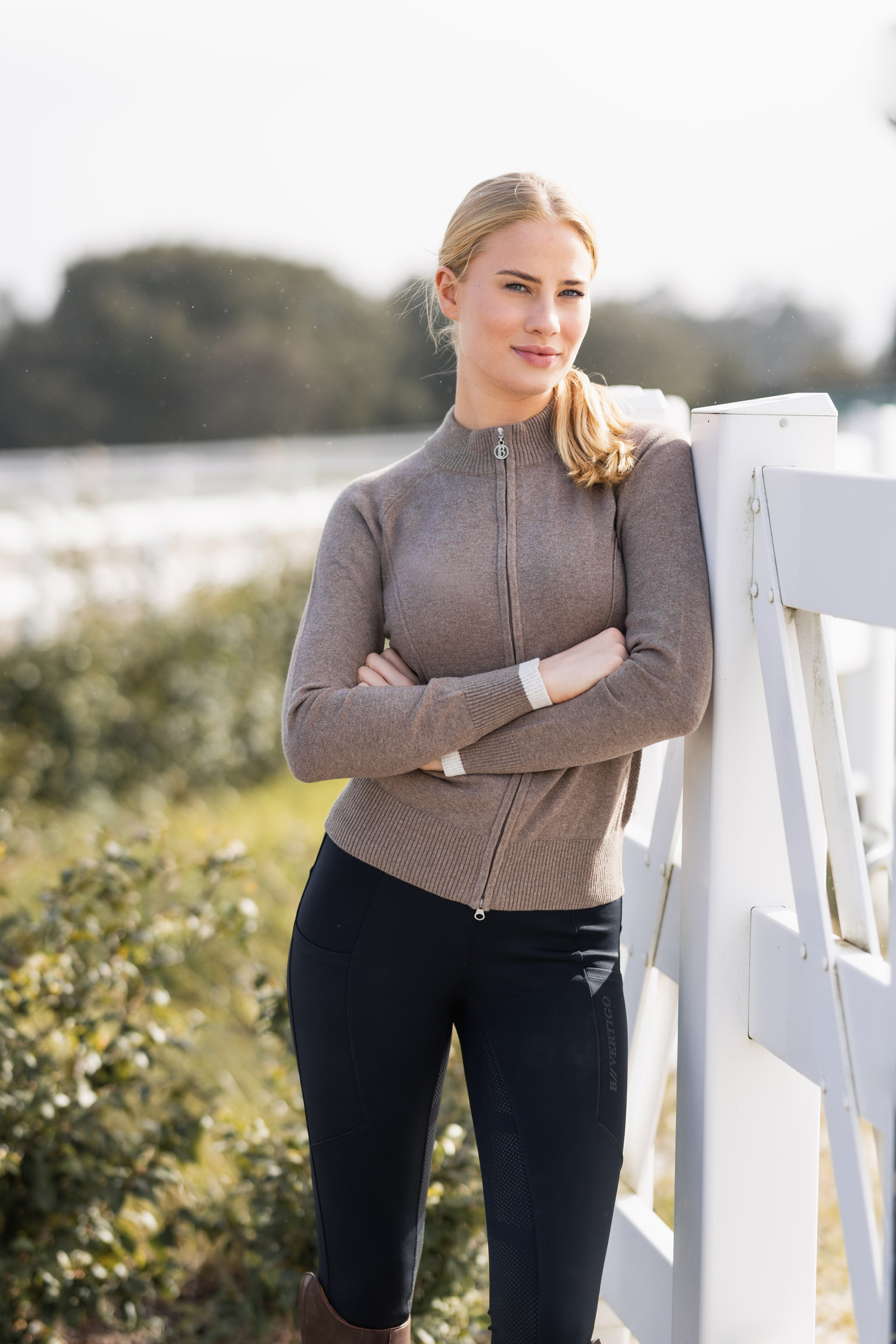 B Vertigo Celina Functional naisten neuletakki