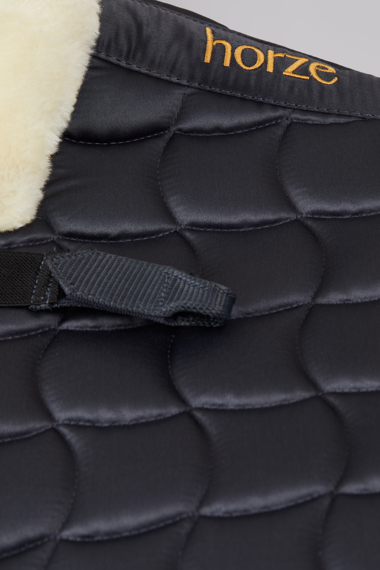 Horze Houston yleissatulahuopa tekoturkiksella