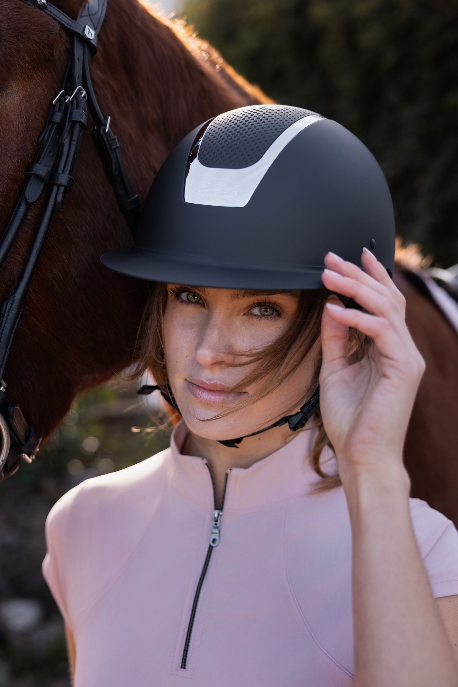 B Vertigo Majoris MIPS Technology II ratsastuskypärä