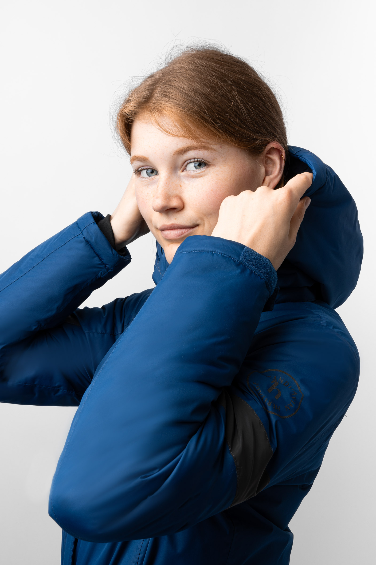 Horze Annica Naisten vedenpit&auml;v&auml; vuoritettu haalari