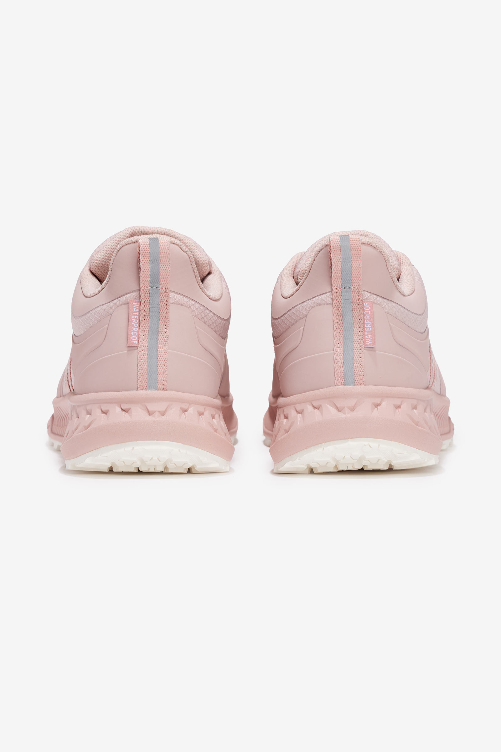 LeMieux Trax Viva vedenpit&auml;v&auml;t tennarit