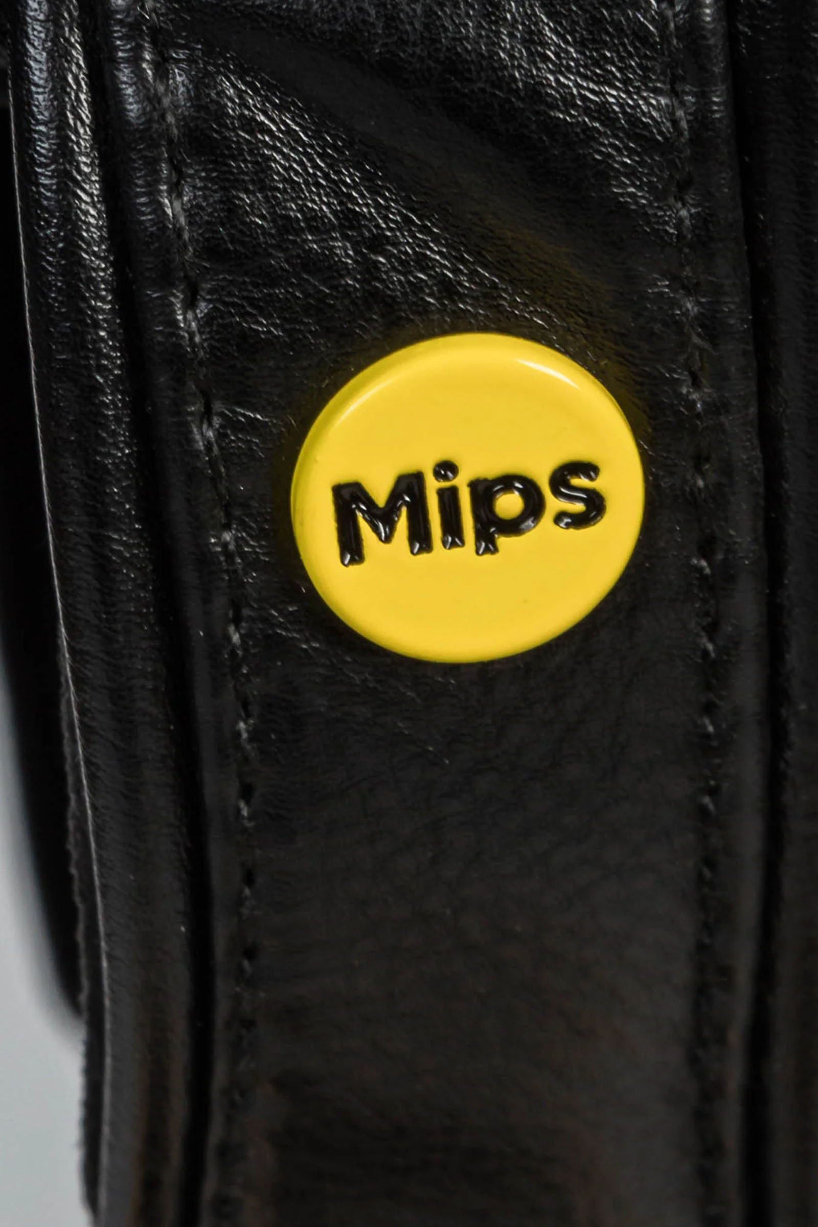 Back on Track Silves ratsastuskypärä sileällä yläosalla