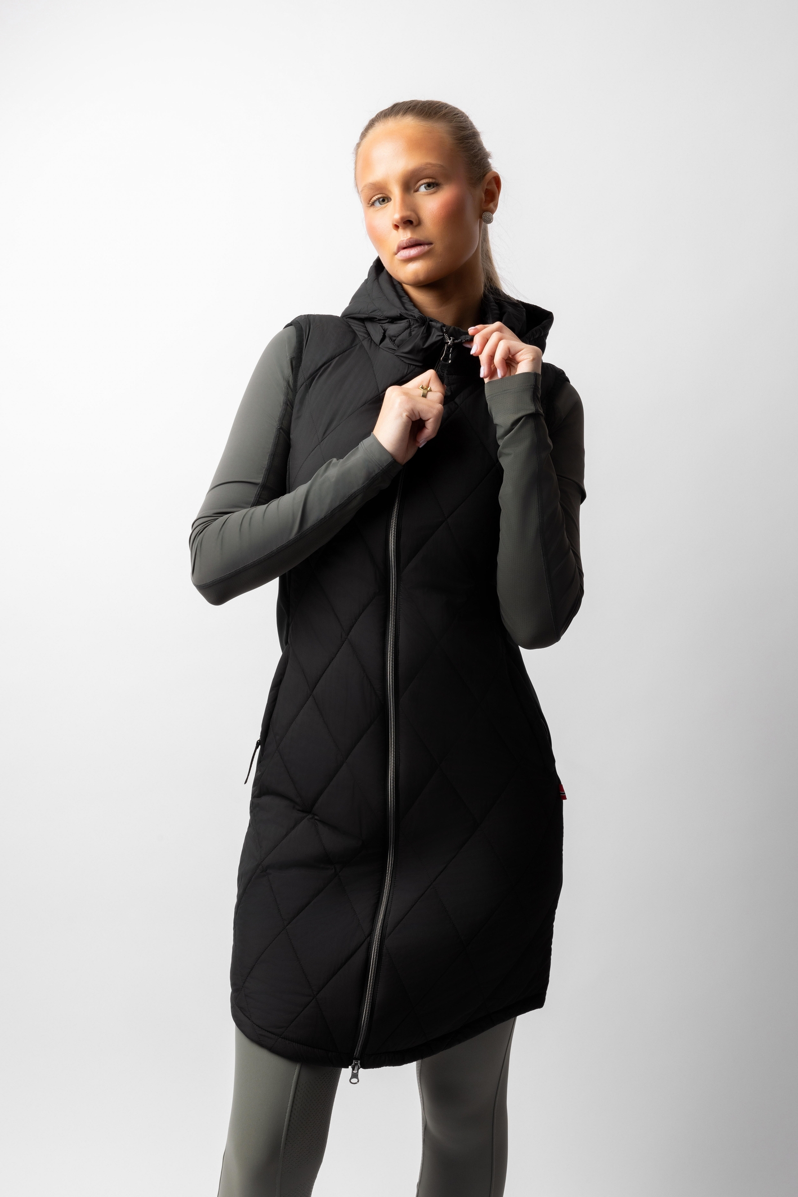 B Vertigo Agnetha naisten pitkä topattu liivi  