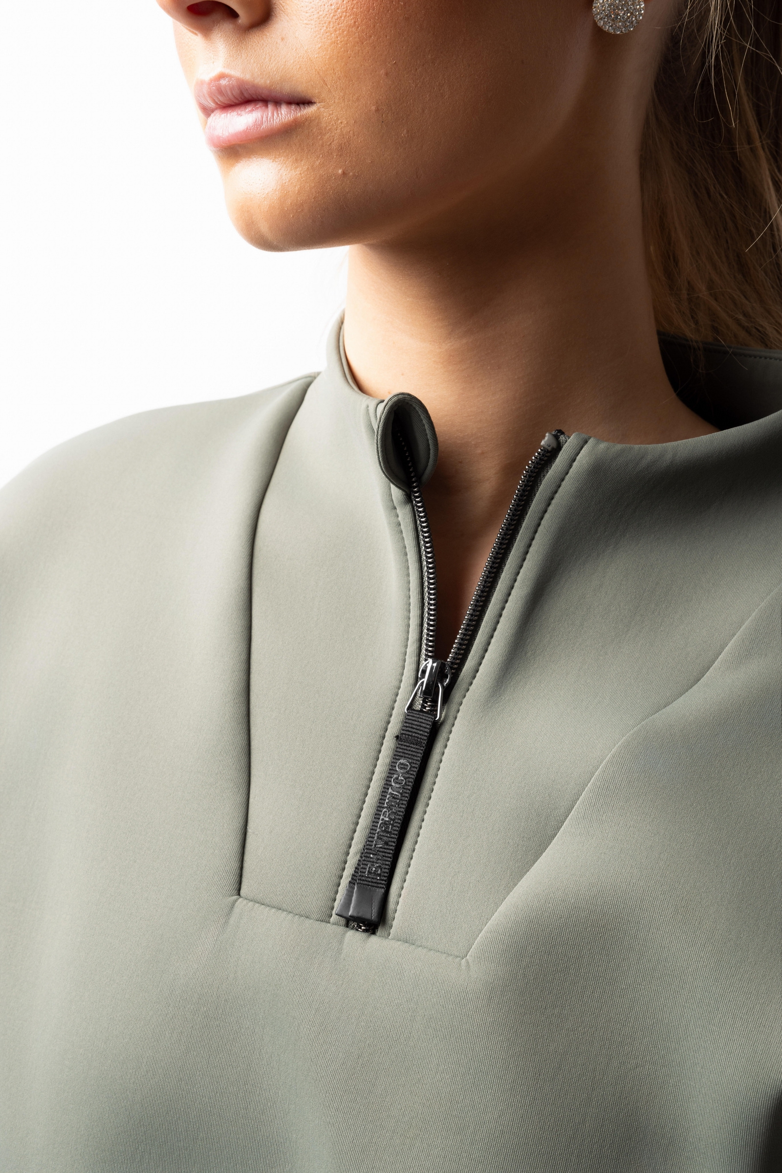 B Vertigo Lilou naisten collegepaita  