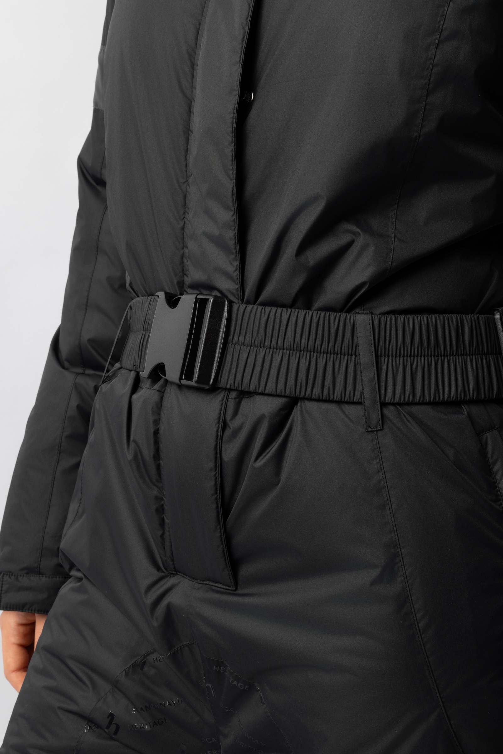 Horze Annica Naisten vedenpitävä vuoritettu haalari