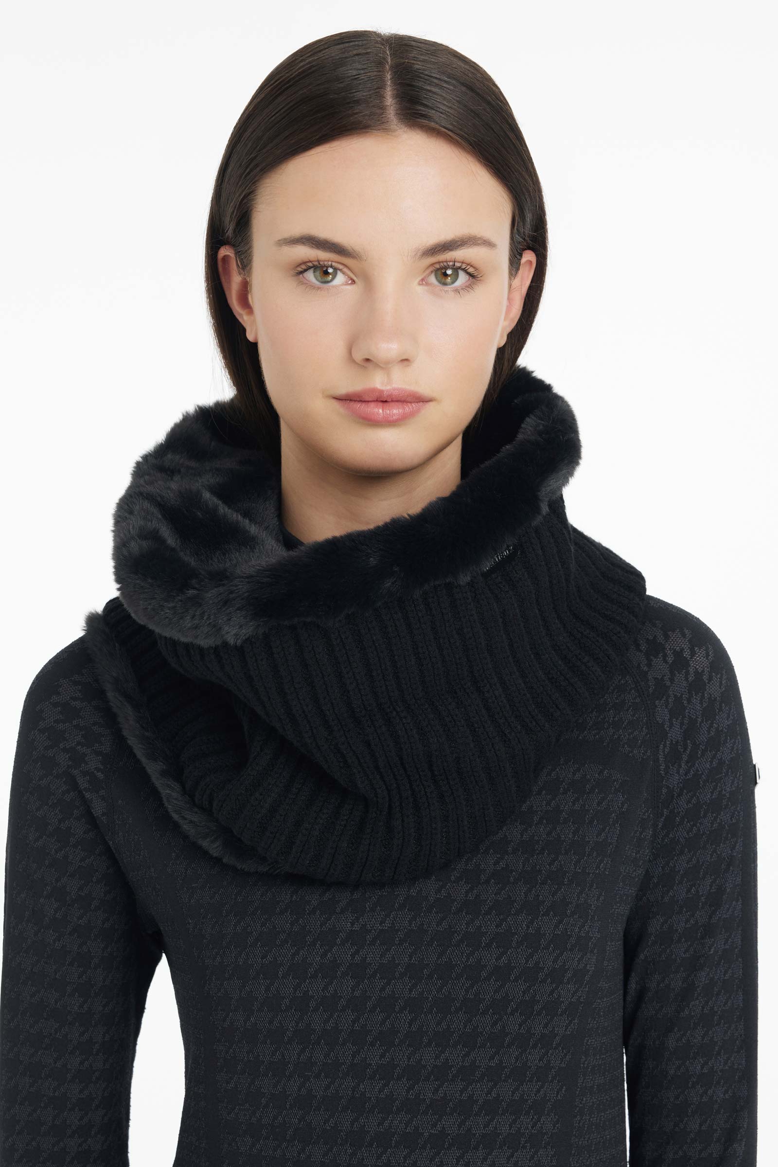 LeMieux Aspen Loop Scarf
