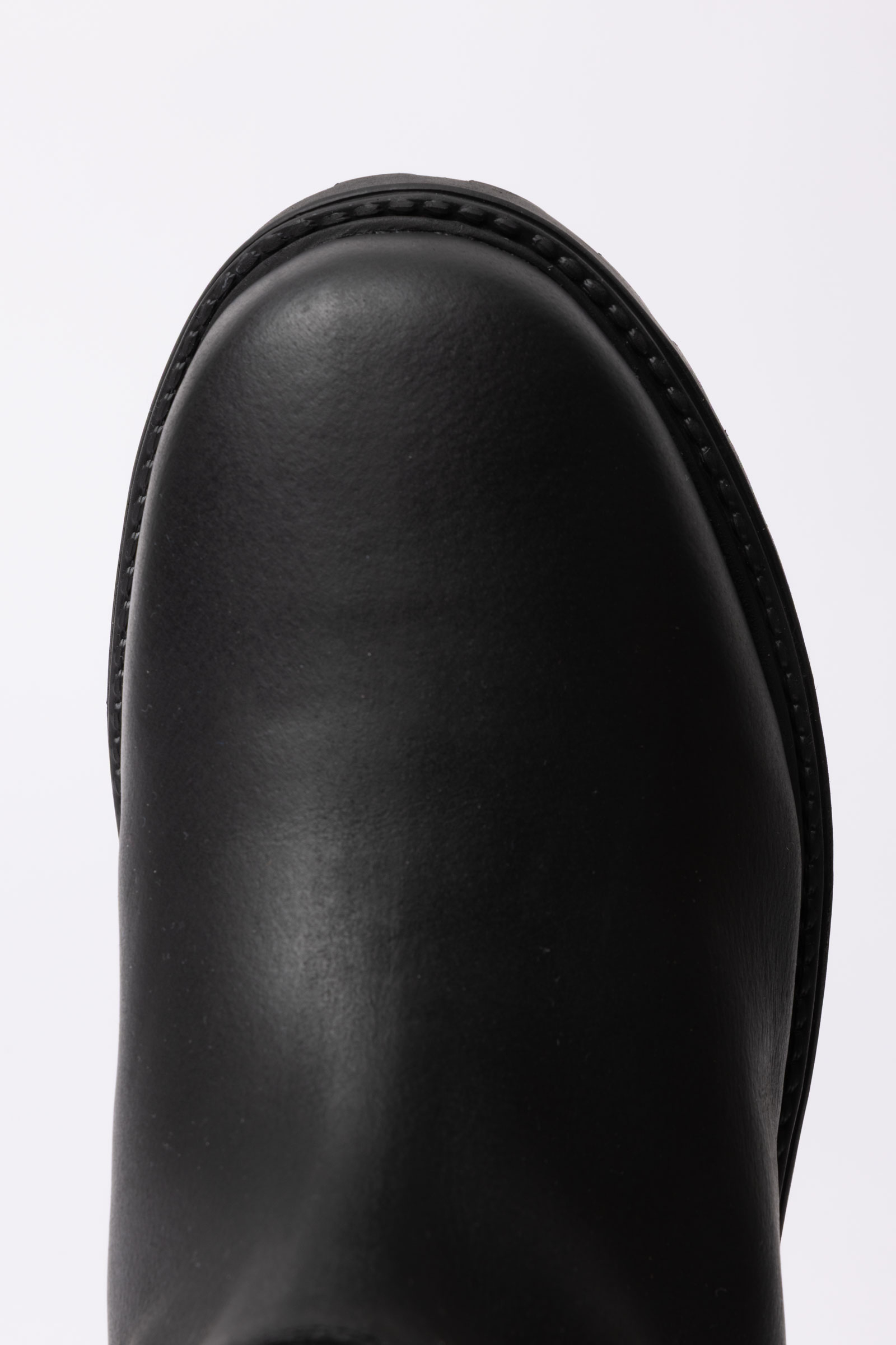 Horze York vedenpit&auml;v&auml;t ulkoilukeng&auml;t keskipitk&auml;ll&auml; varrella