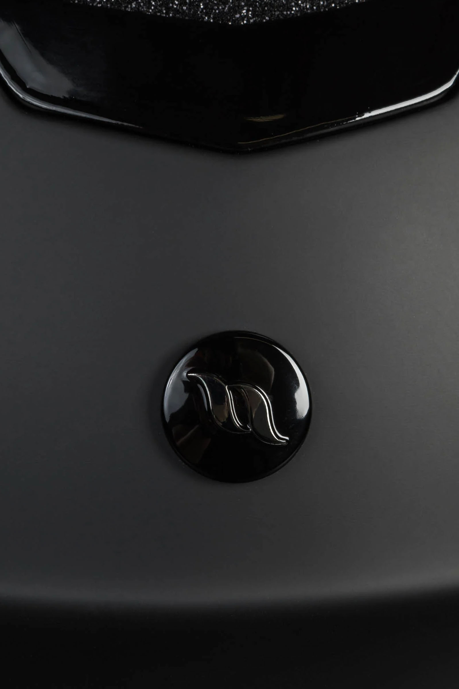 Back on Track Caracas ratsastuskypärä sileällä yläosalla