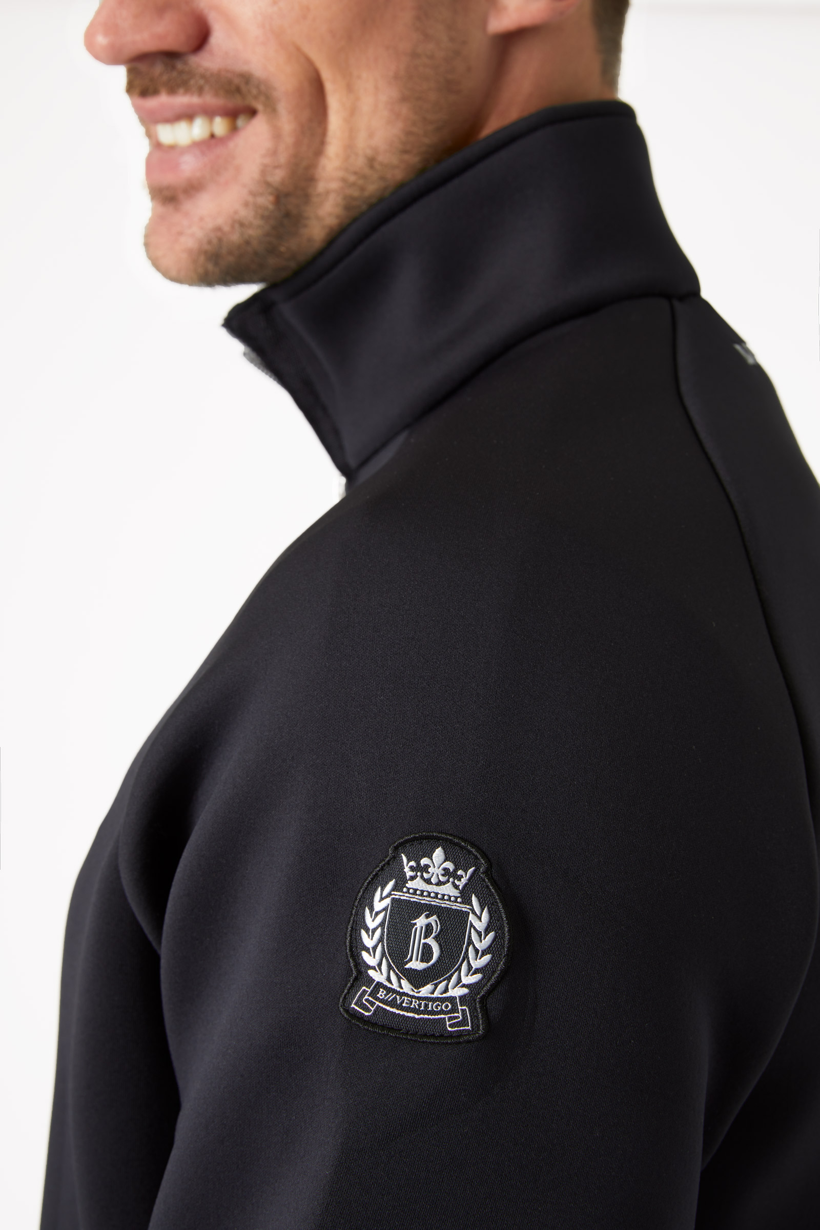 B Vertigo Nicolas miesten toiminnallinen treenipaita vetoketjullisilla taskuilla