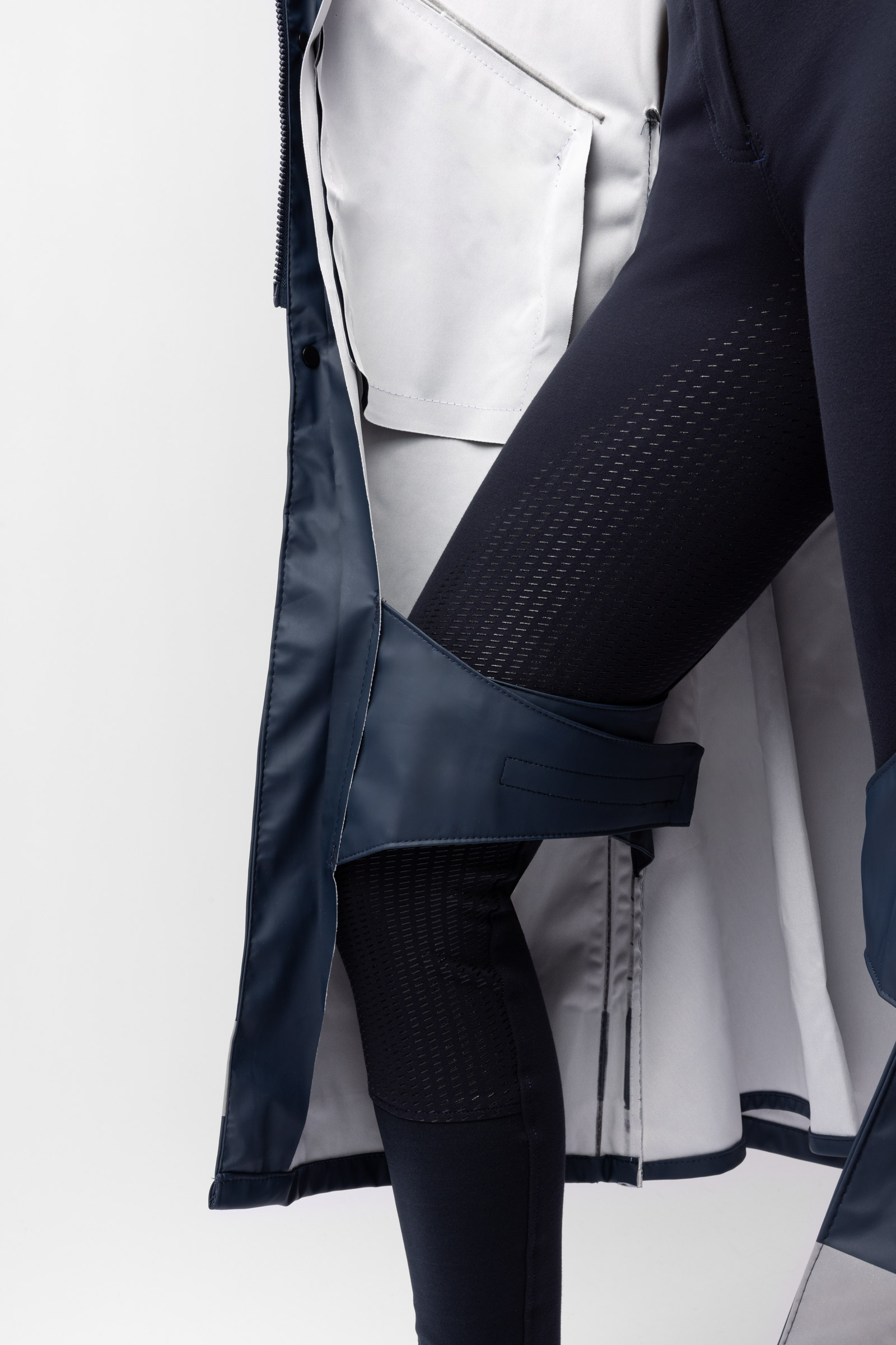 Horze Hazel pitk&auml; sadetakki naisille halkioilla