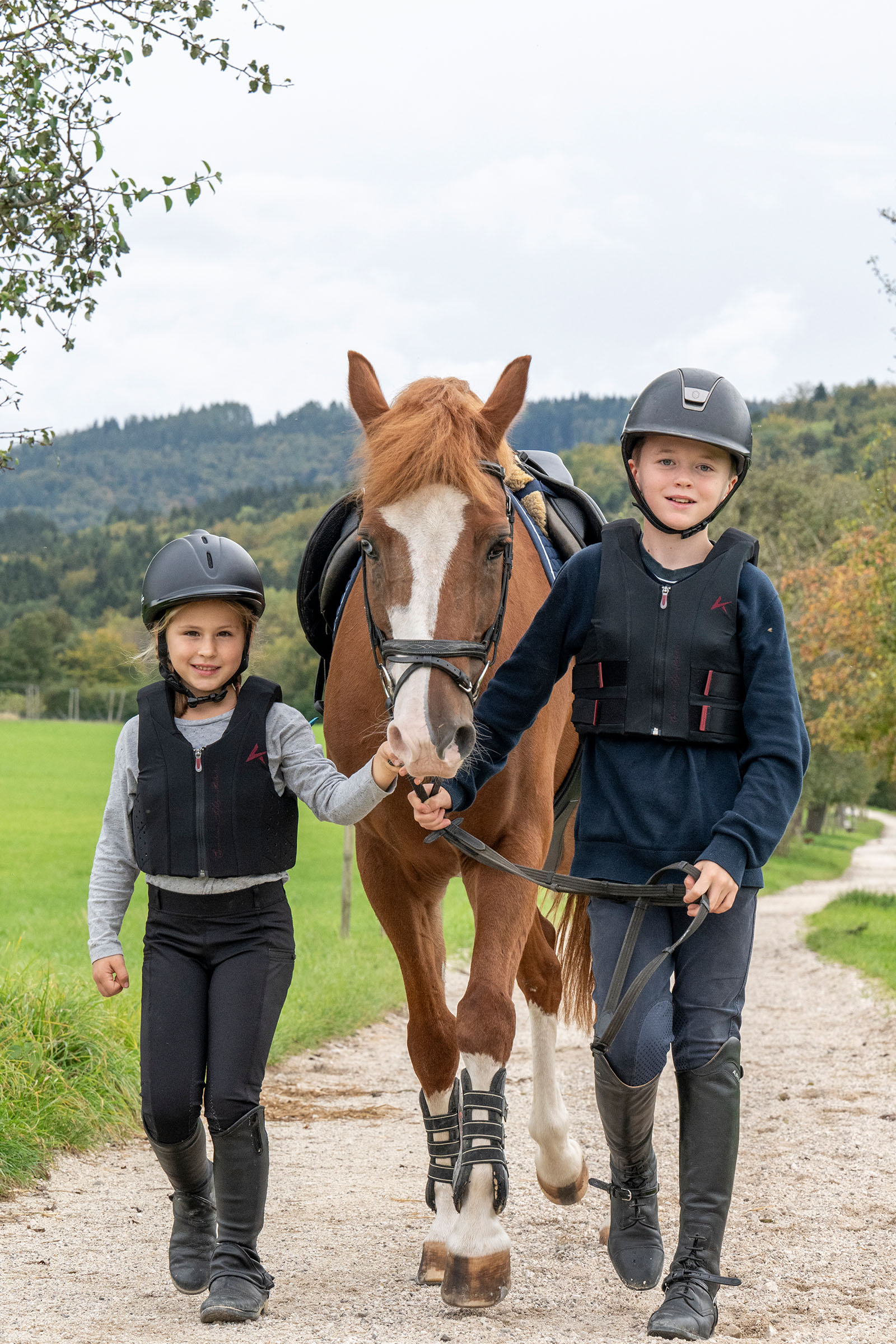 Komperdell Ultra Fit Junior ratsastuksen turvaliivi