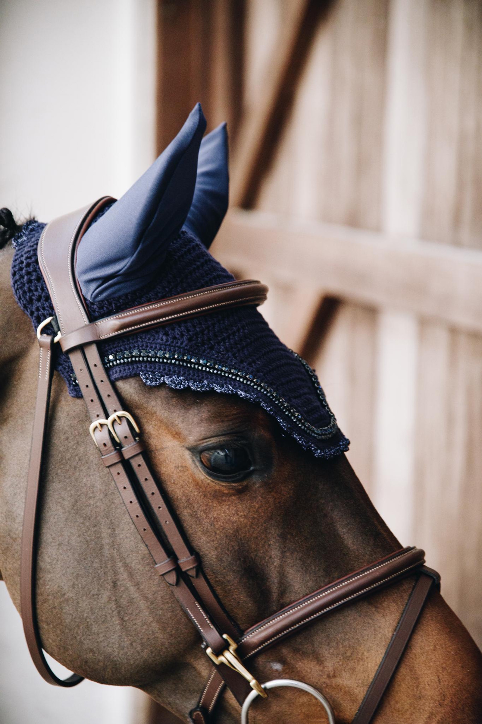 Kentucky Horsewear Wellington k&auml;rp&auml;shuppu kivill&auml; ja helmill&auml;  