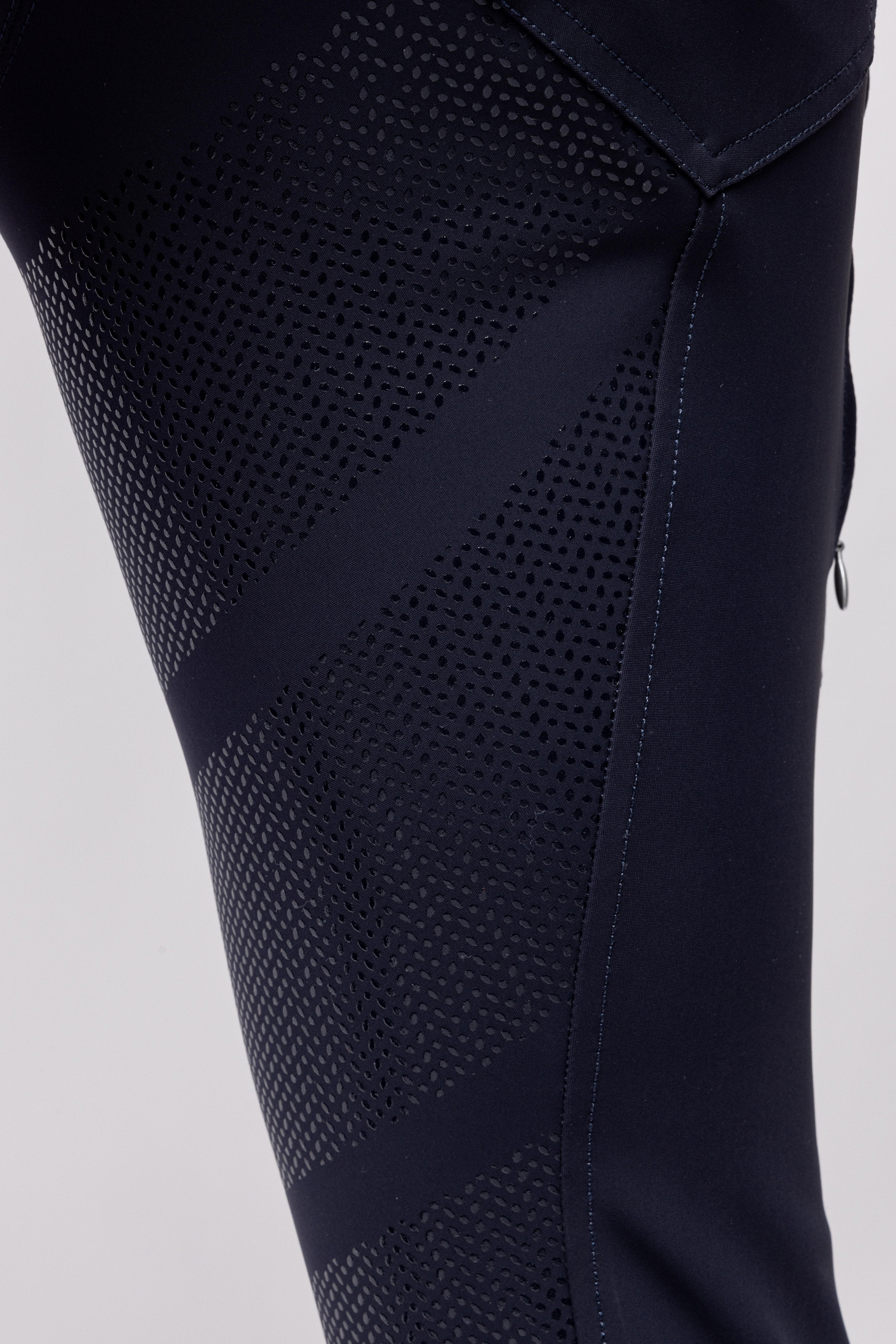 B Vertigo Ethan miesten toiminnalliset ratsastushousut kokopaikoilla