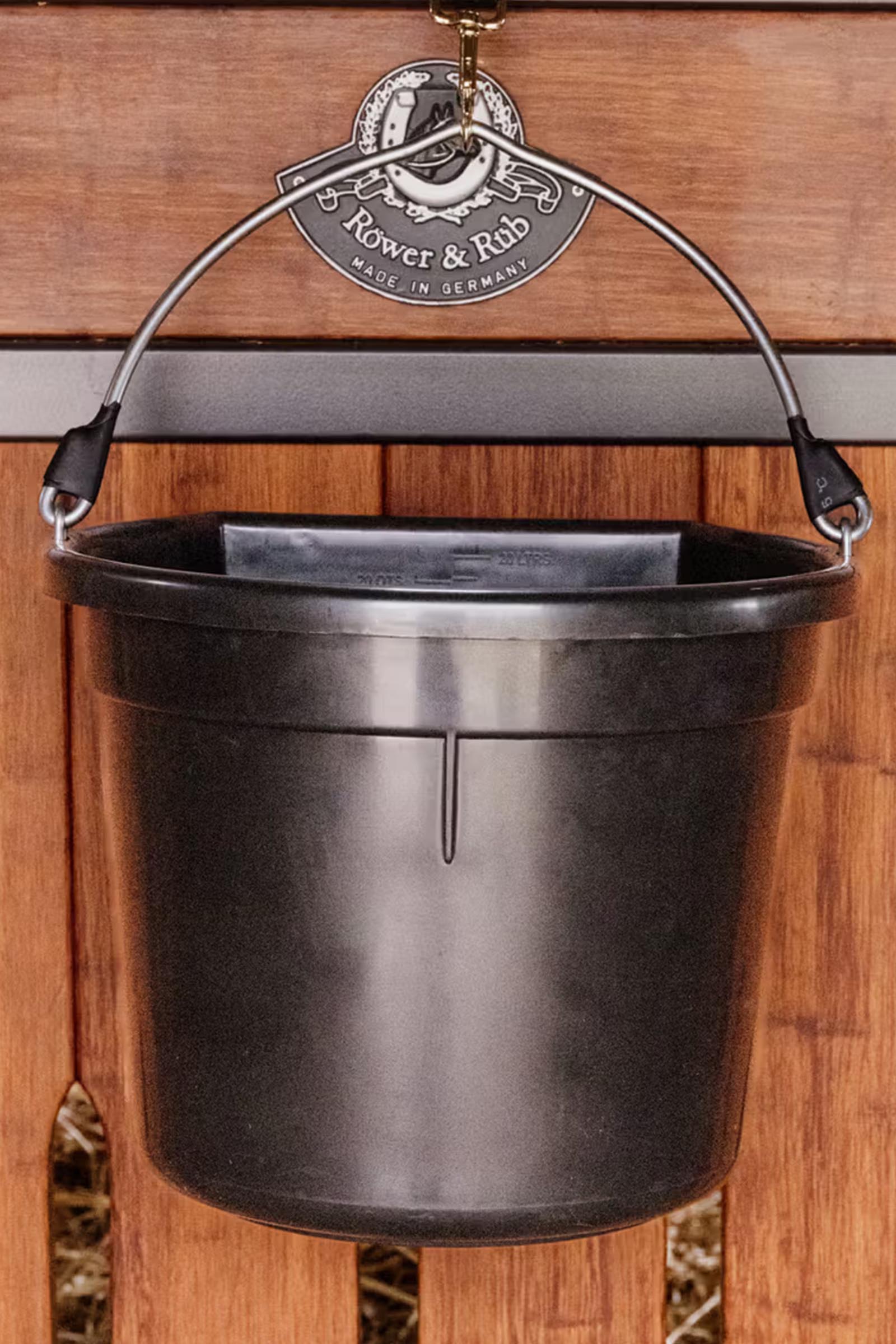 Grooming Deluxe vesi&auml;mp&auml;ri, 18 l  