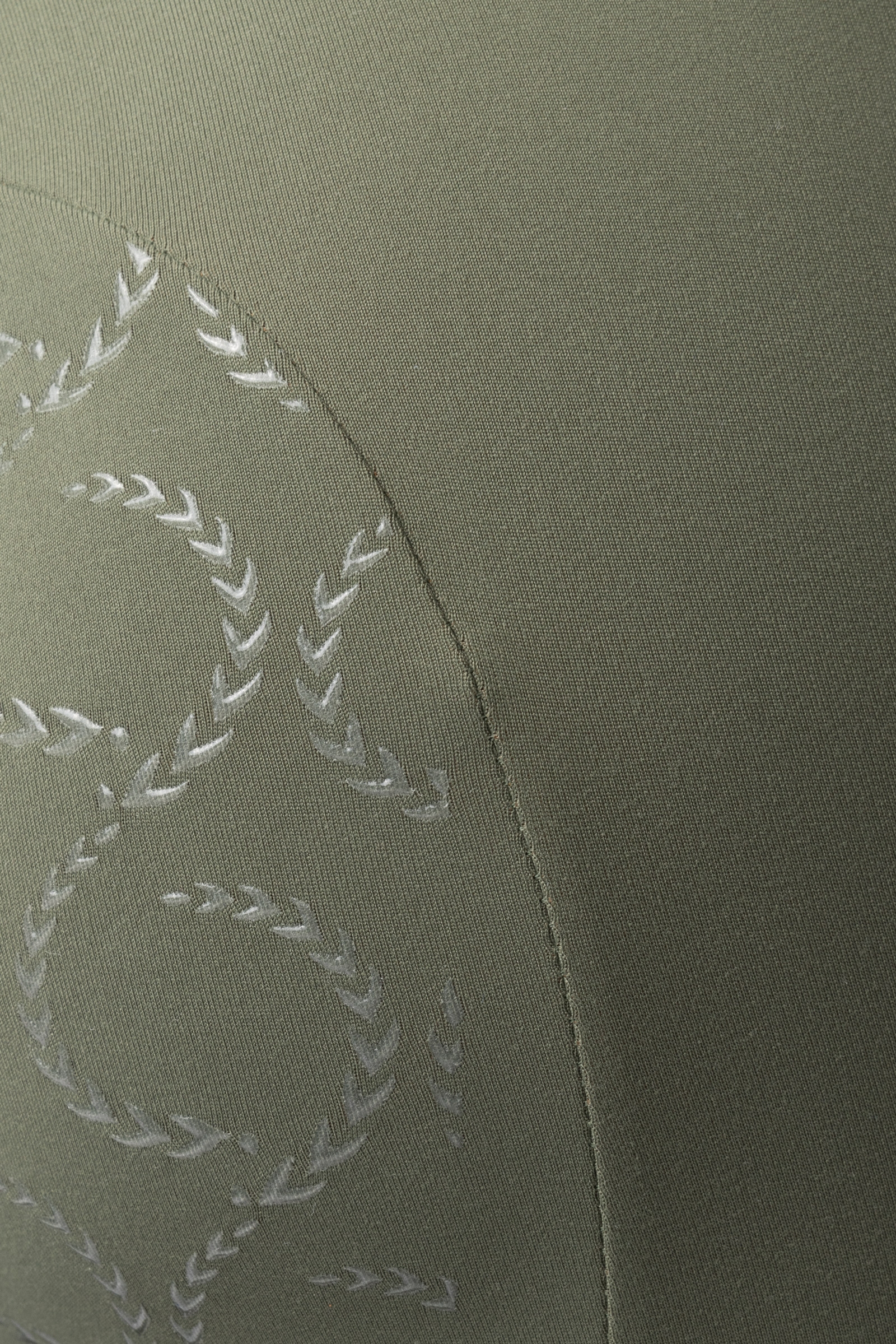 Horze Gillian naisten kompressioleggingsit kokopaikoilla